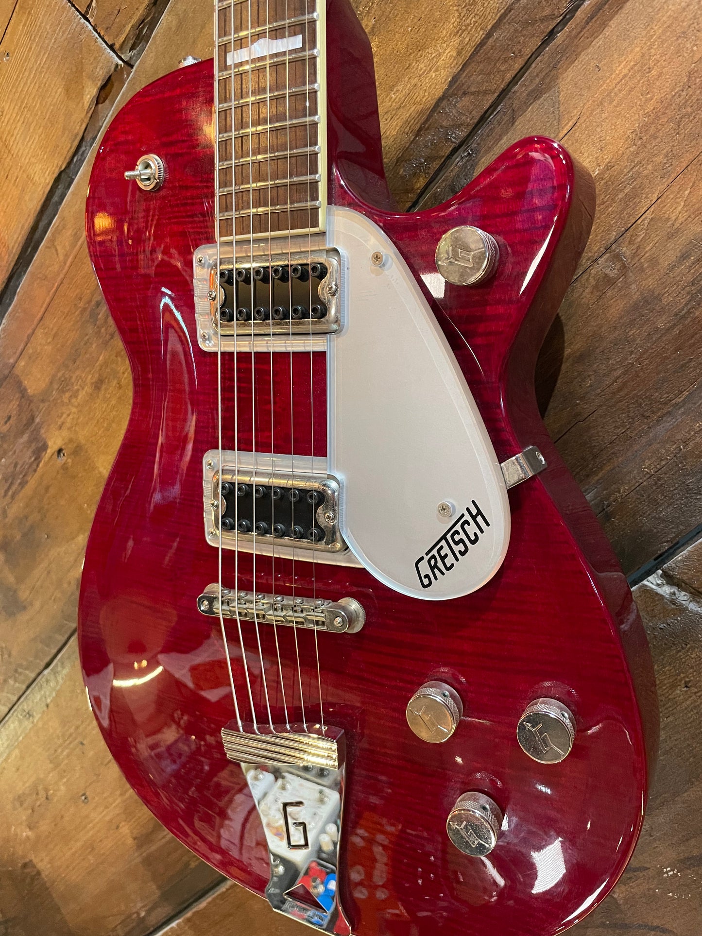 S/H 2001 Gretsch G6114 New Jet, Transparent Red