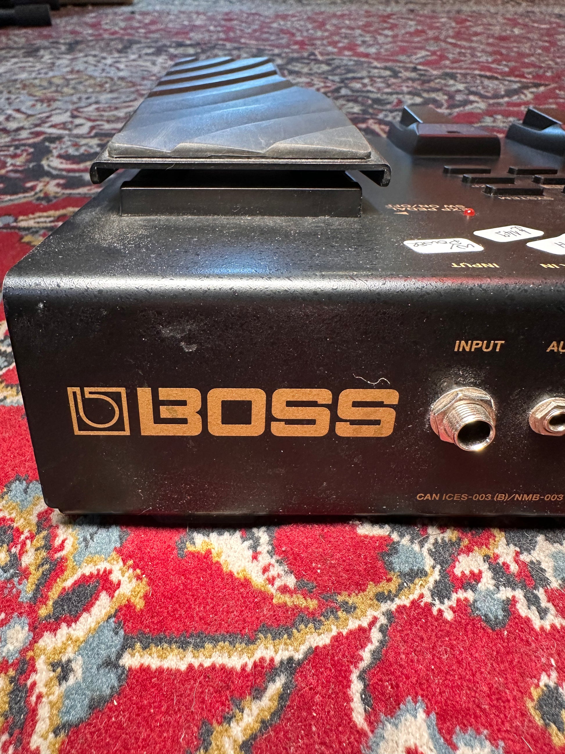 S/H Boss GT-100 COSM Amp Effects Processor