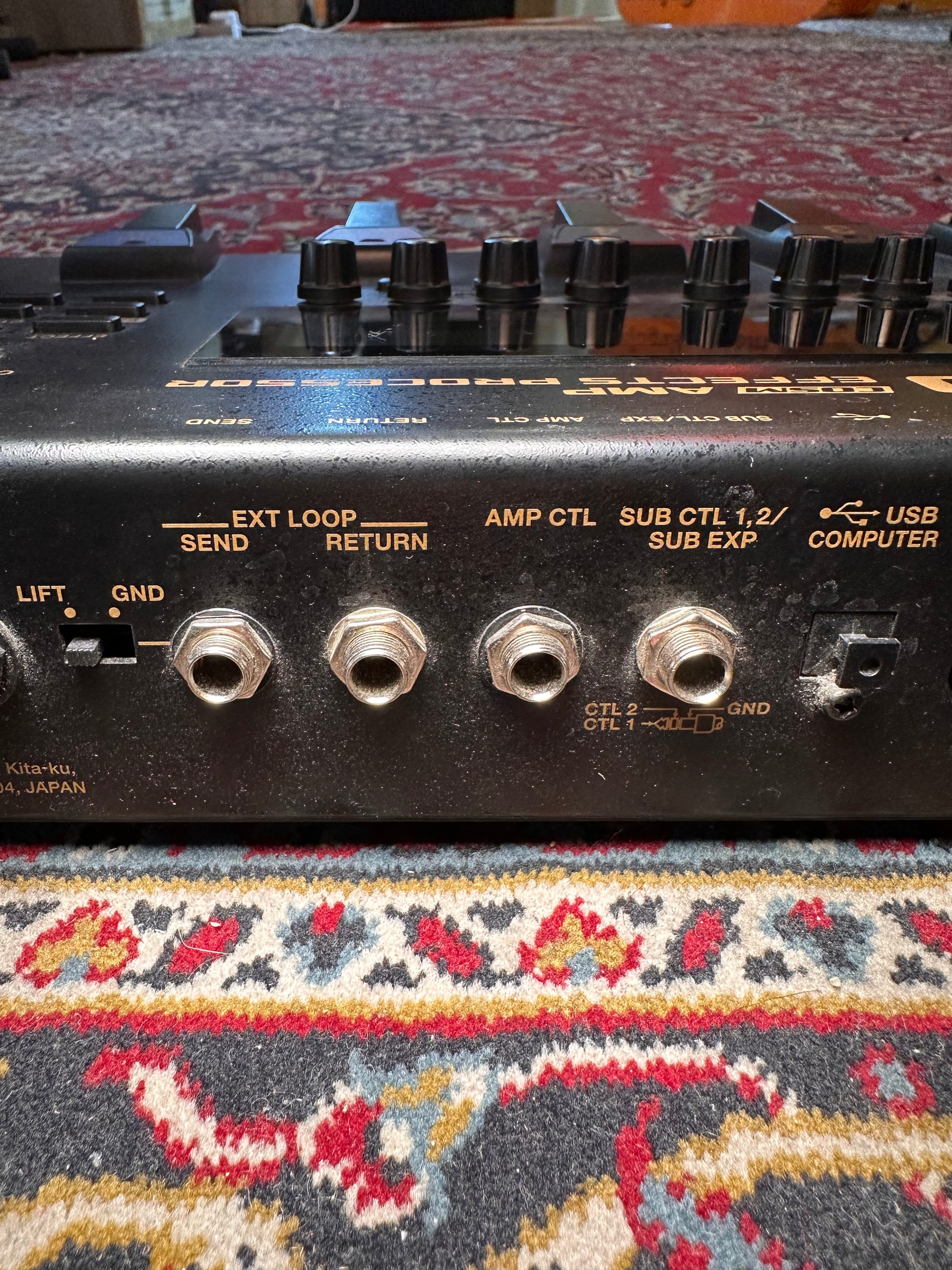 S/H Boss GT-100 COSM Amp Effects Processor