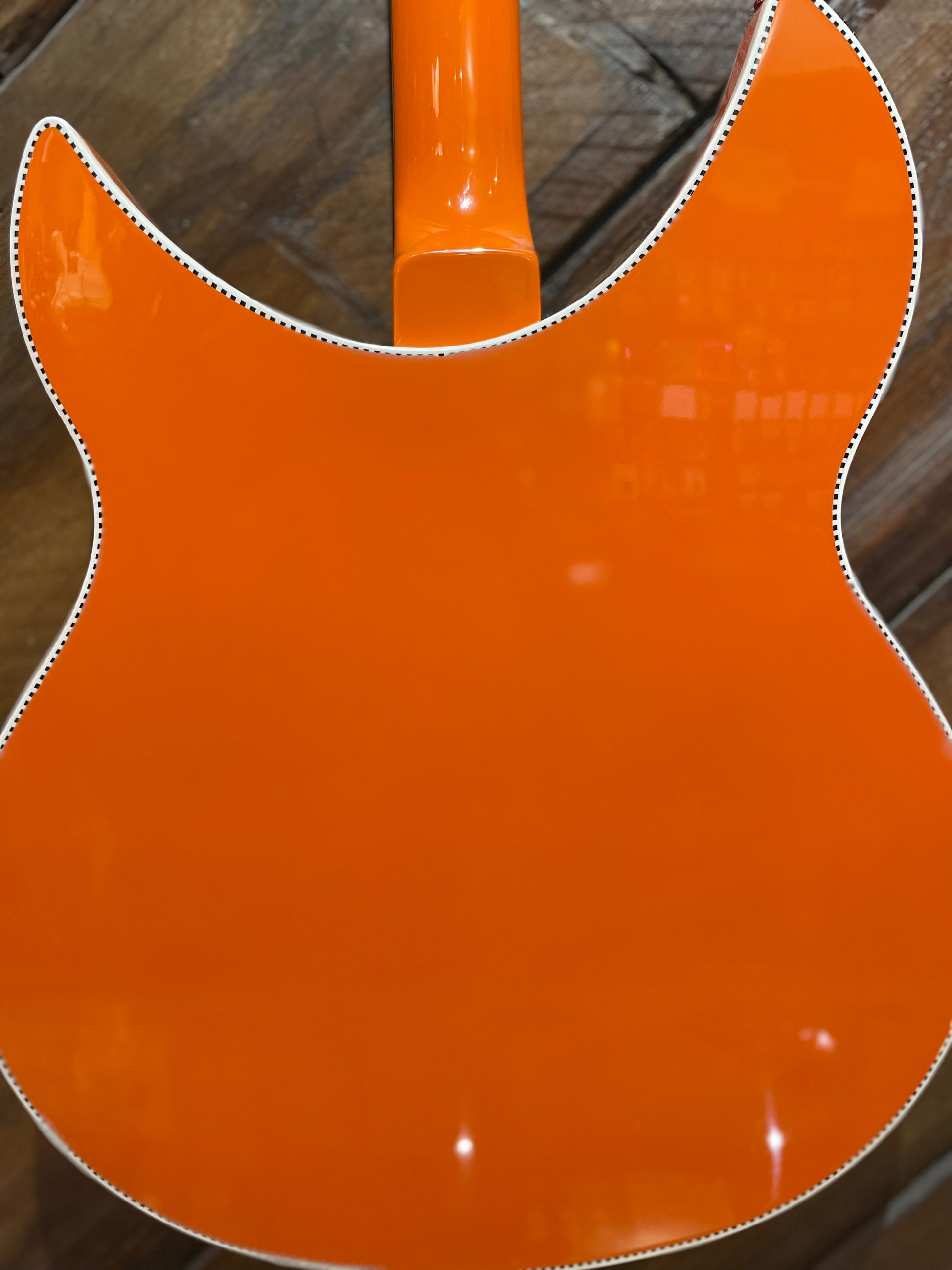 S/H 2025 Rickenbacker 360 Limited Edition 18/30 , OrangeGlo
