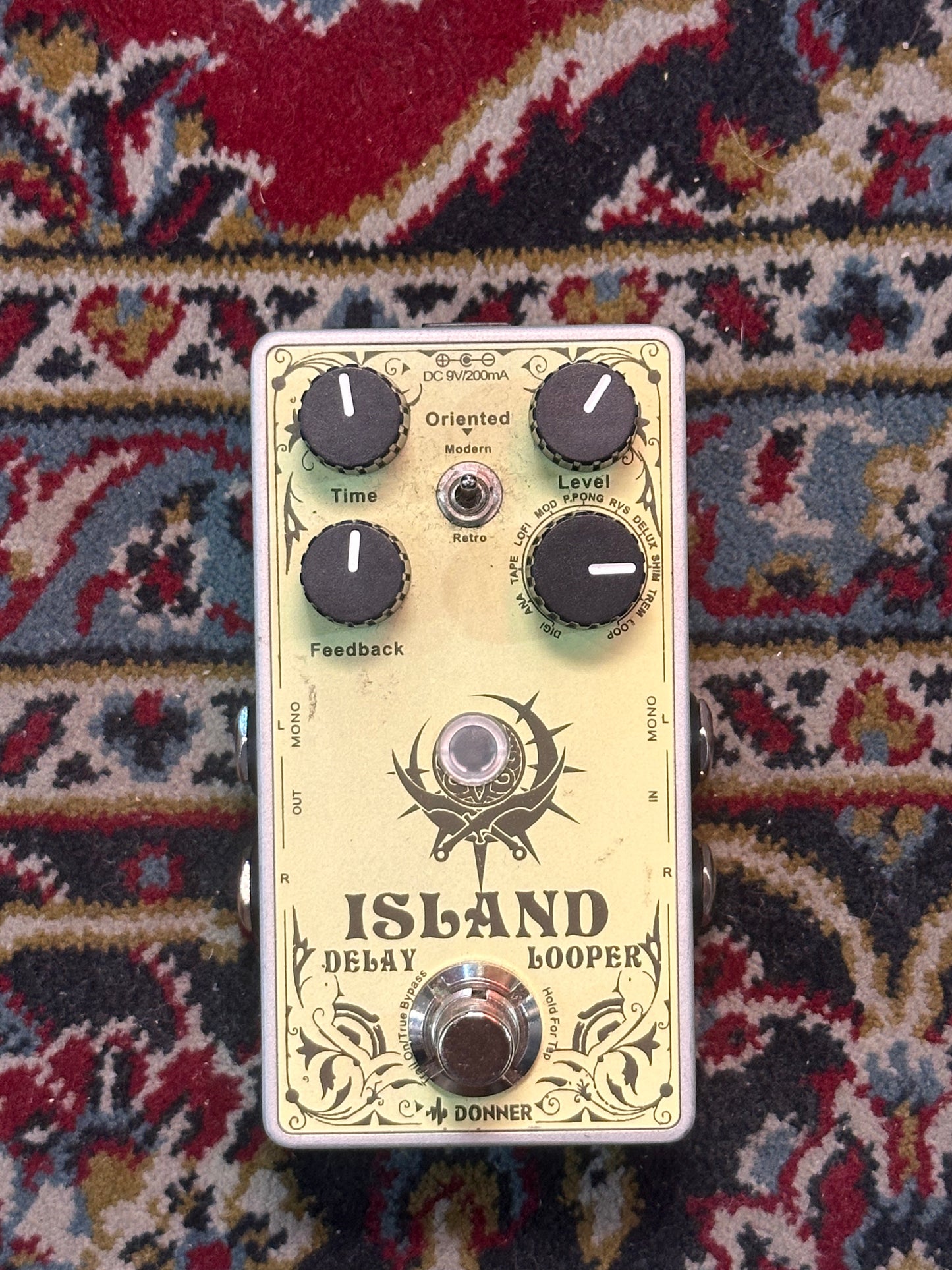 S/H Donner Island Delay/Looper Pedal