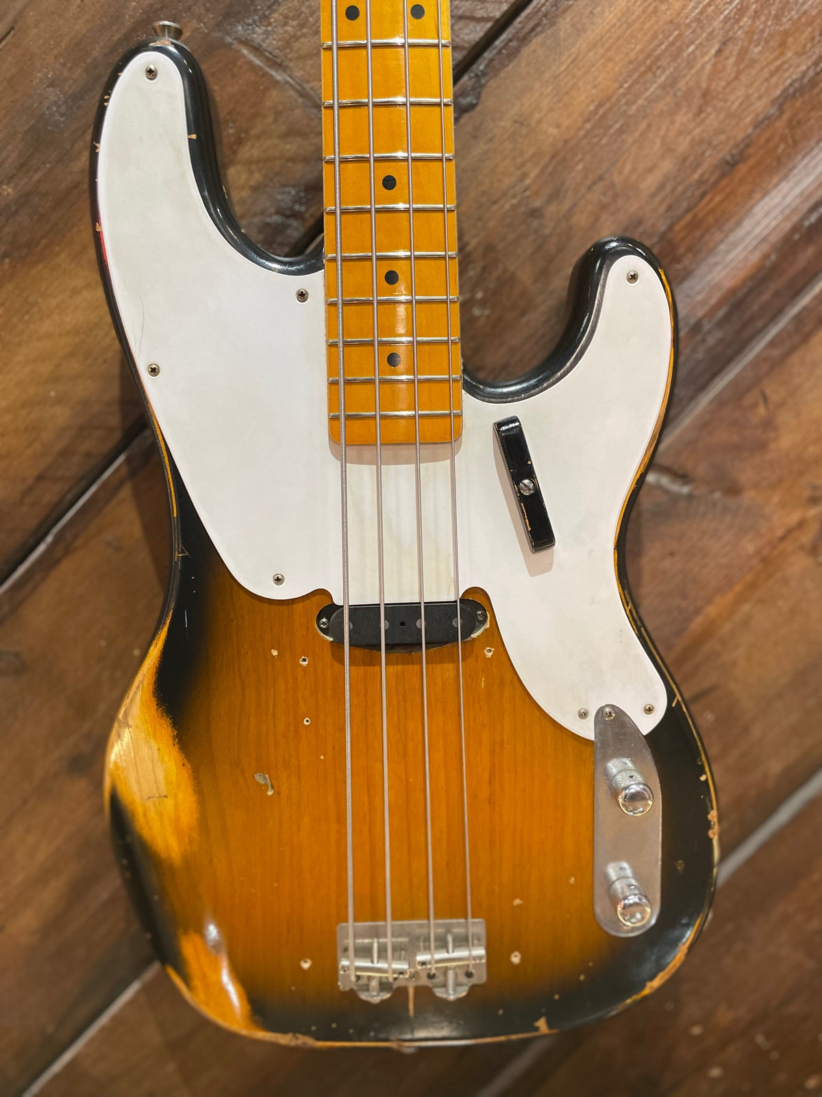 S/H 2009 Nash Guitars PB55 Electric Bass Guitar, Aged Two Tone Sunburst
