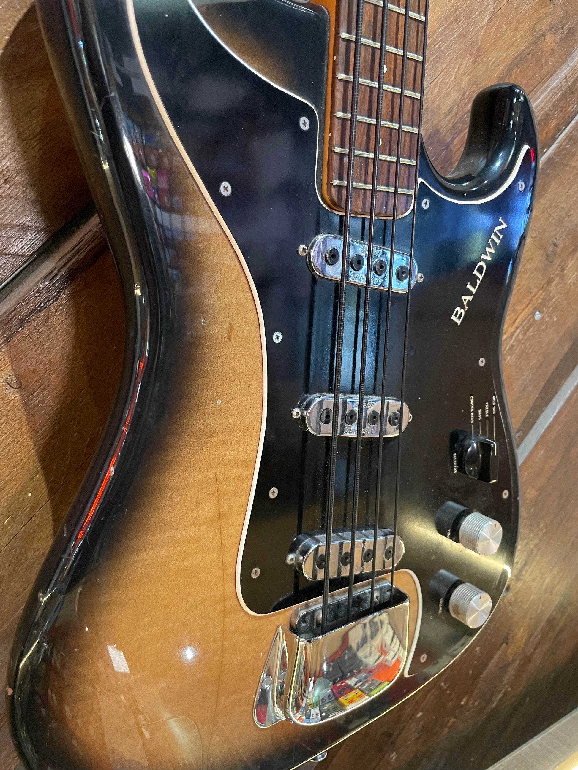 S/H 1966 Baldwin 'Burns' Jazz Bass, Sunburst