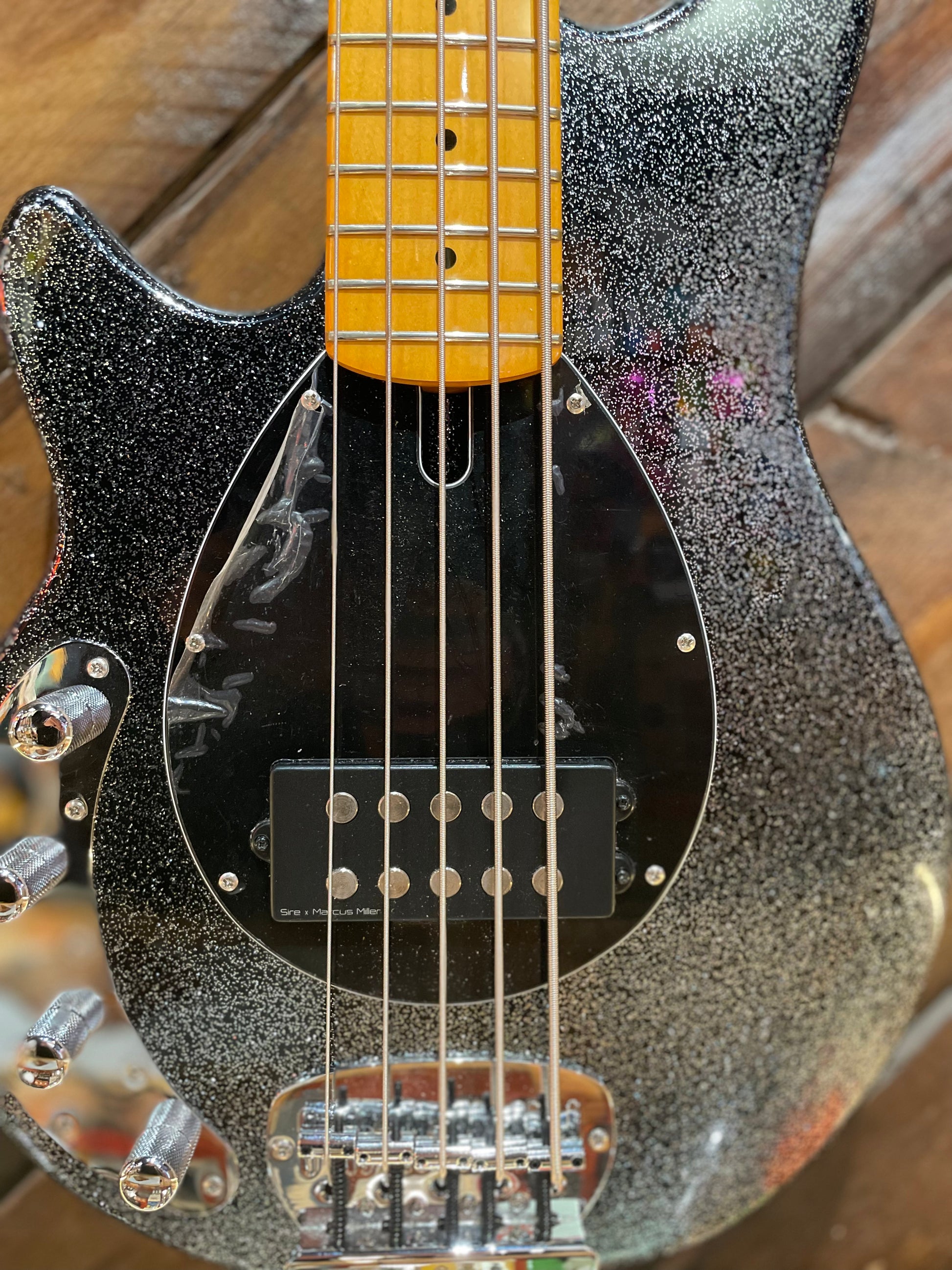 S/H Sire Marcus Miller Z3 Electric Bass Left Handed, Sparkle Black