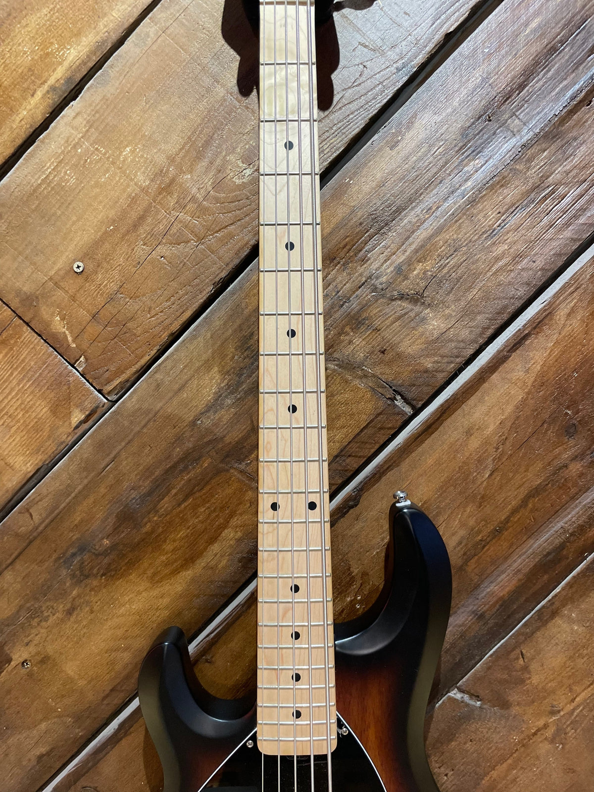 S/H Sterling By Music Man Ray5 Left Handed, Sunburst