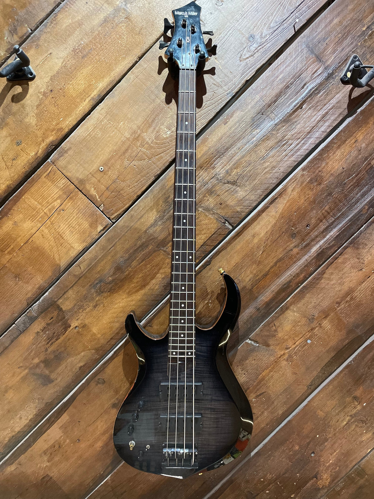 S/H Sire Marcus Miller M3 Electric Bass Left Handed, Black Burst