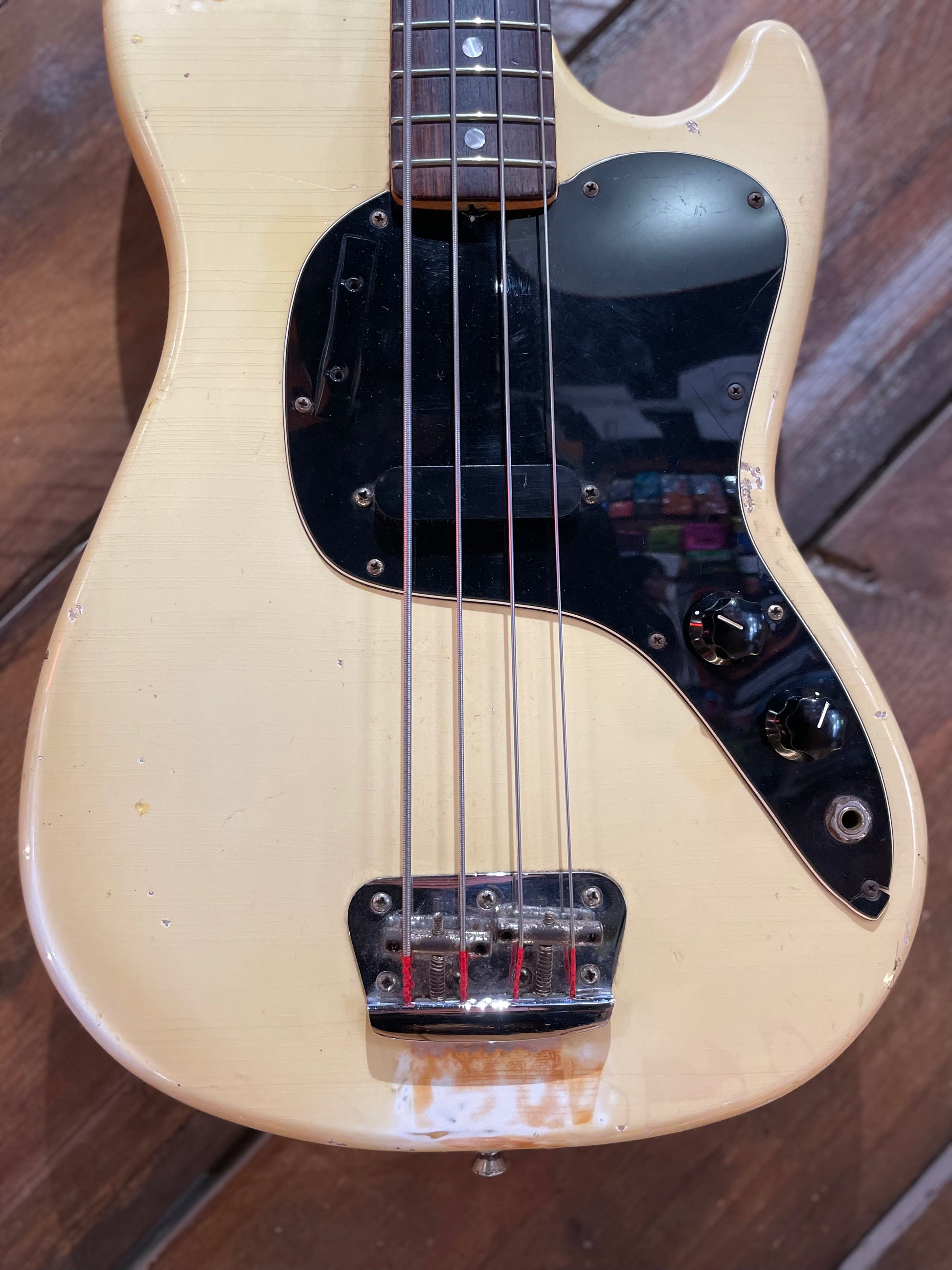S/H 1978 Fender Music Master Bass, Olympic White #S835109