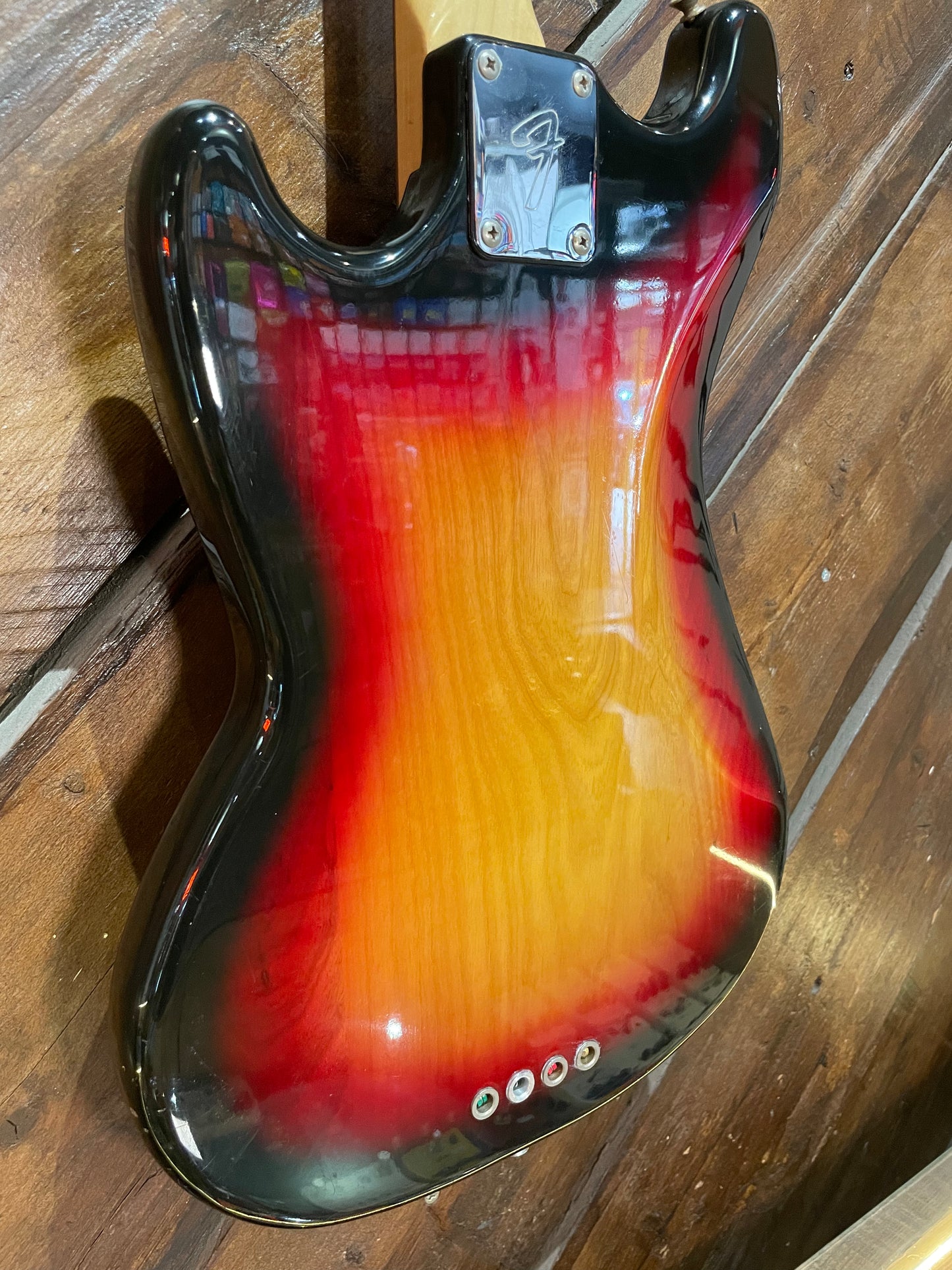 S/H 1978 Fender Mustang Bass, Three Tone Sunburst