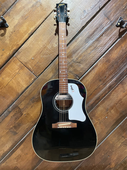 S/H 2009 Gibson Custom Shop J-45 ADJ Sloped Shoulder Dreadnought Acoustic Guitar w/ Pickup, Gloss Black