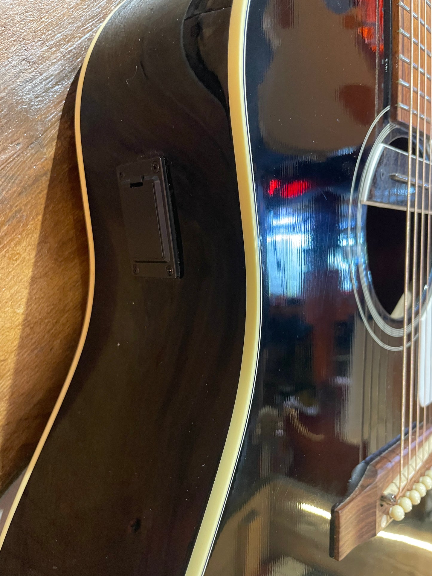 S/H 2009 Gibson Custom Shop J-45 ADJ Sloped Shoulder Dreadnought Acoustic Guitar w/ Pickup, Gloss Black