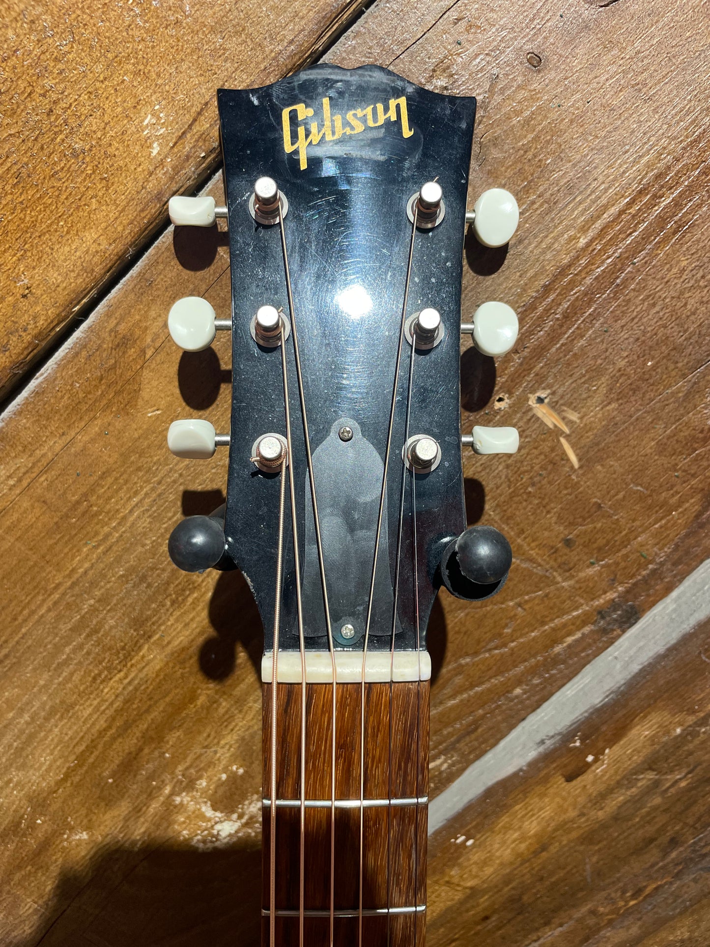 S/H 2009 Gibson Custom Shop J-45 ADJ Sloped Shoulder Dreadnought Acoustic Guitar w/ Pickup, Gloss Black
