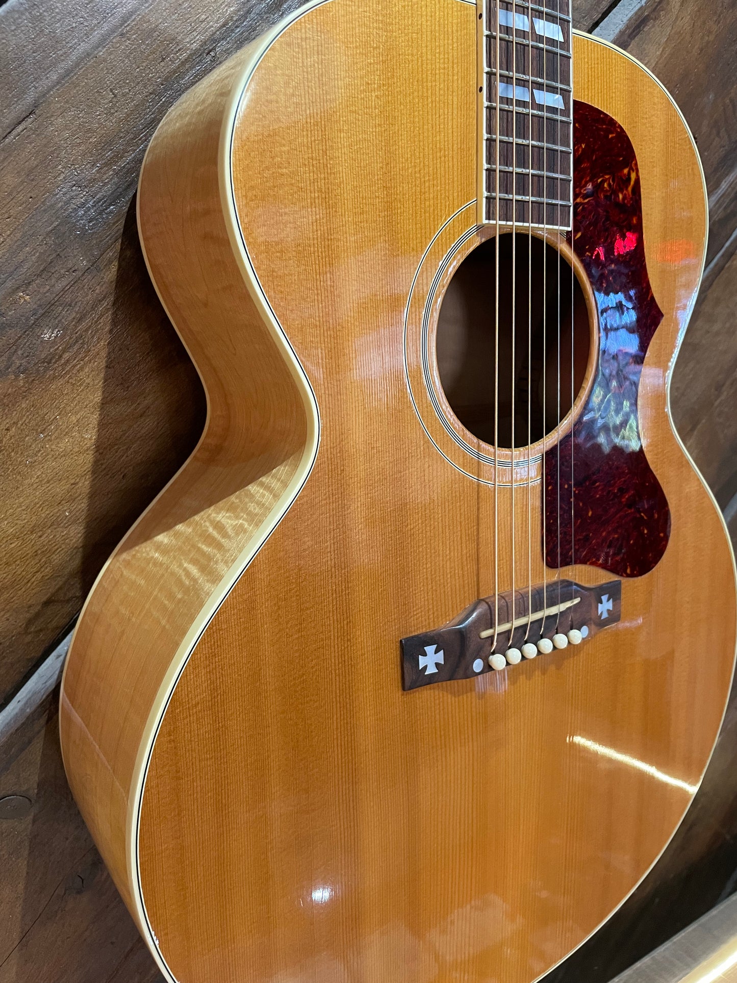 S/H 2010 Gibson J-185 Jumbo Acoustic Guitar, Natural