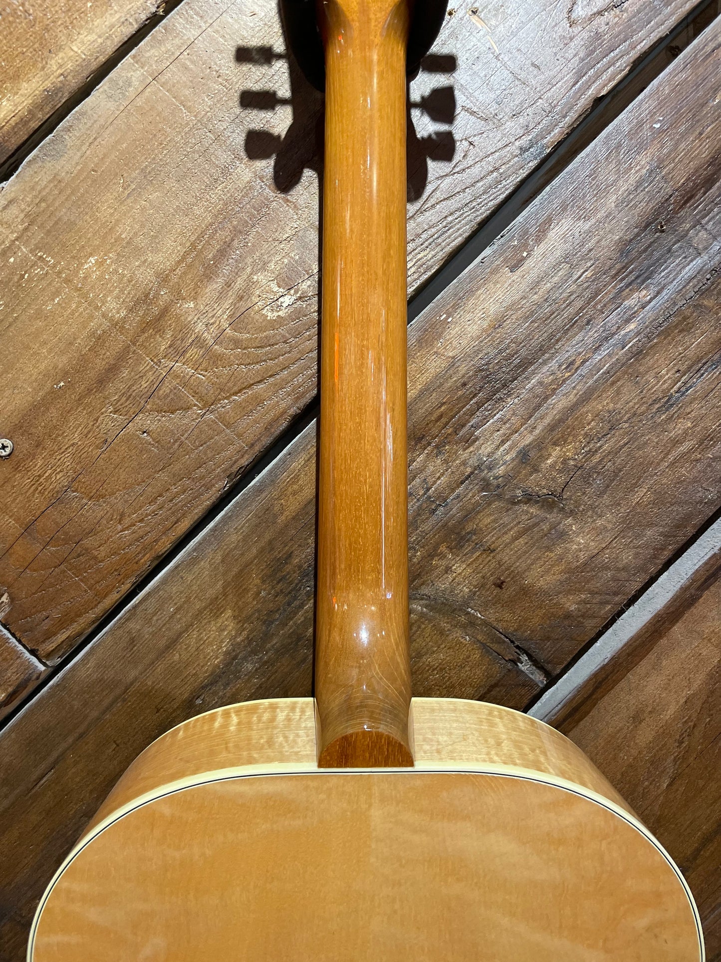 S/H 2010 Gibson J-185 Jumbo Acoustic Guitar, Natural