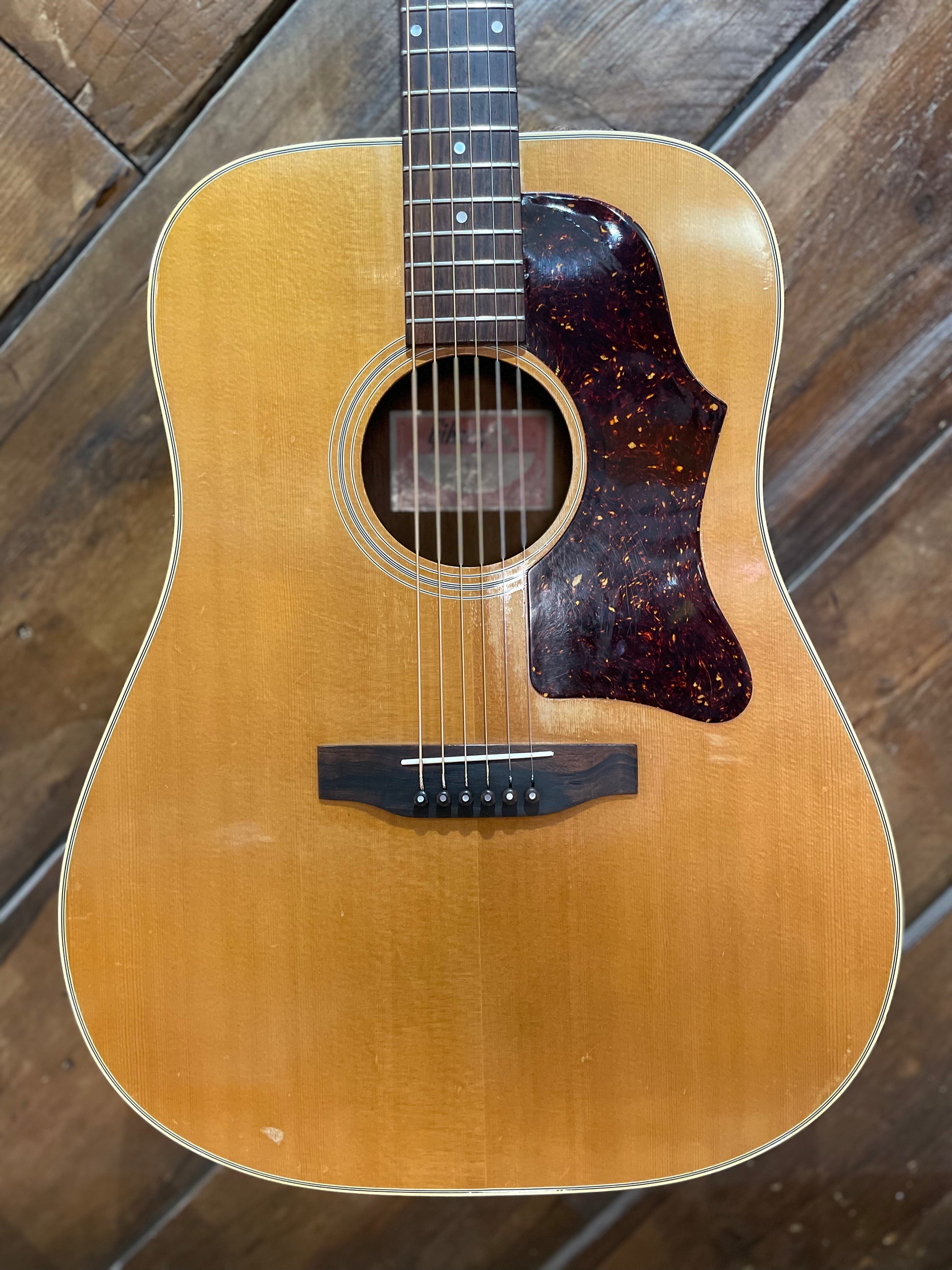 S/H 1980 Gibson J-55 Dreadnought Acoustic Guitar, Natural