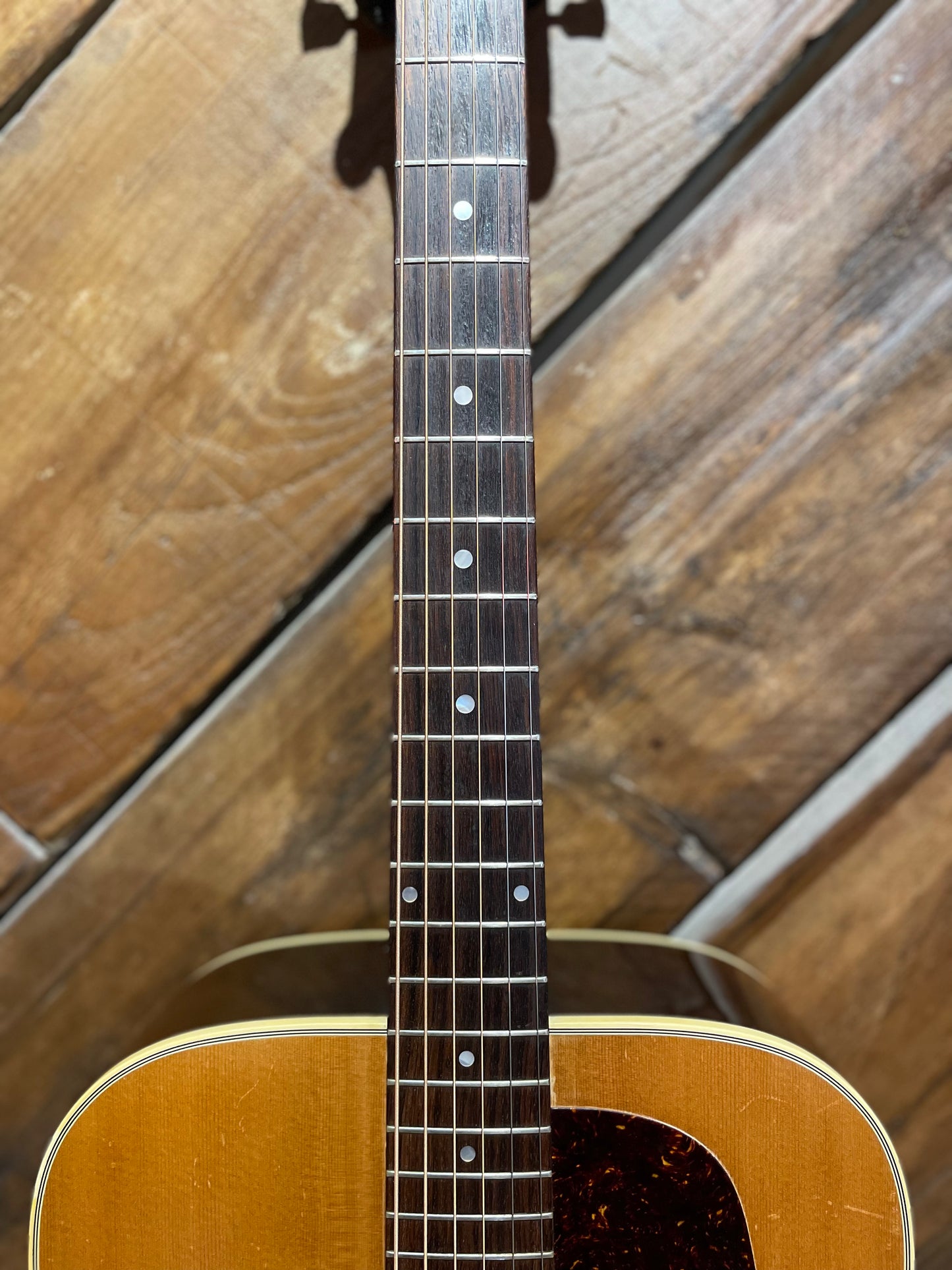 S/H 1980 Gibson J-55 Dreadnought Acoustic Guitar, Natural