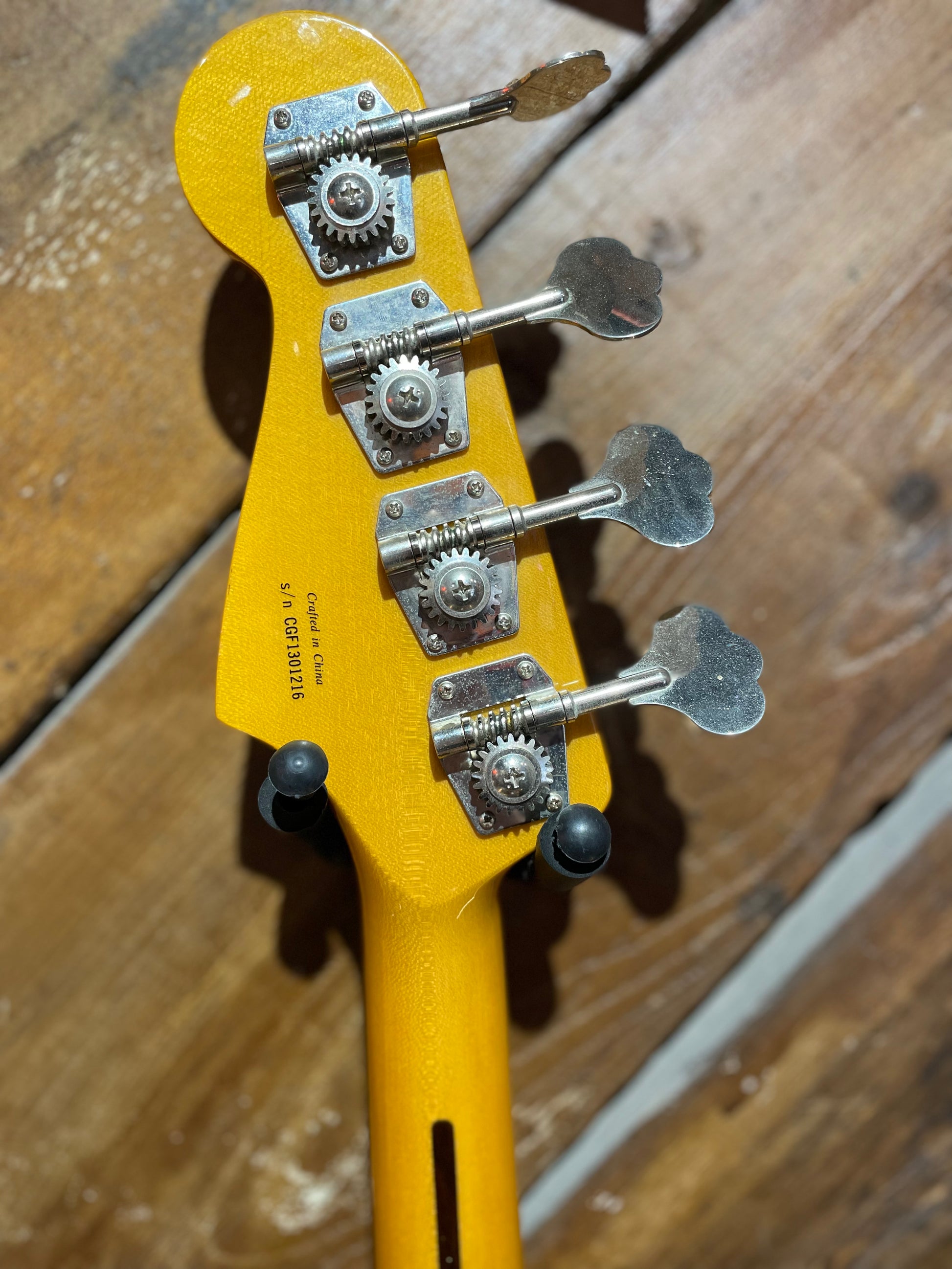 S/H Fender Modern Player Jaguar Bass, Black