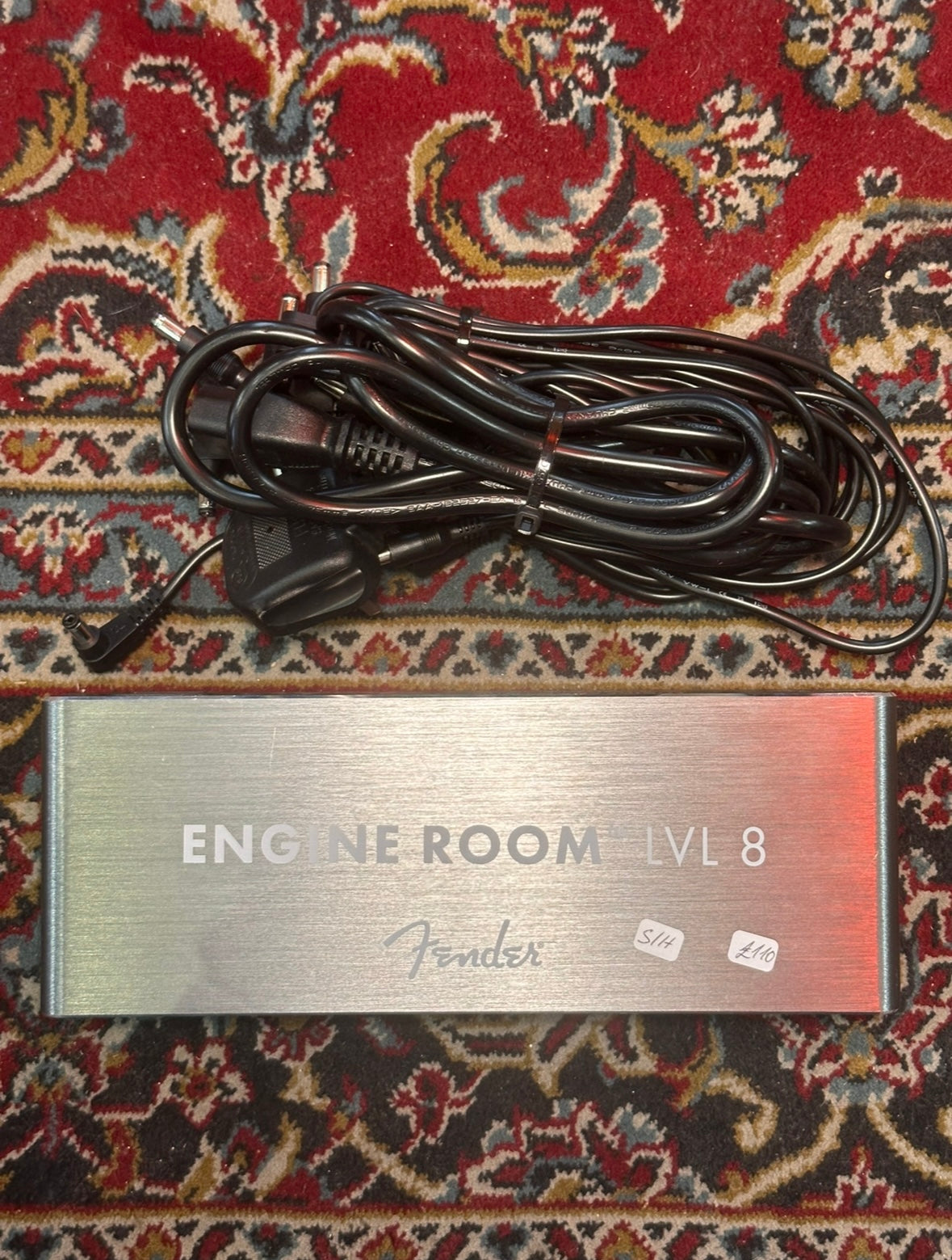 S/H Fender LVL8 Engine Room