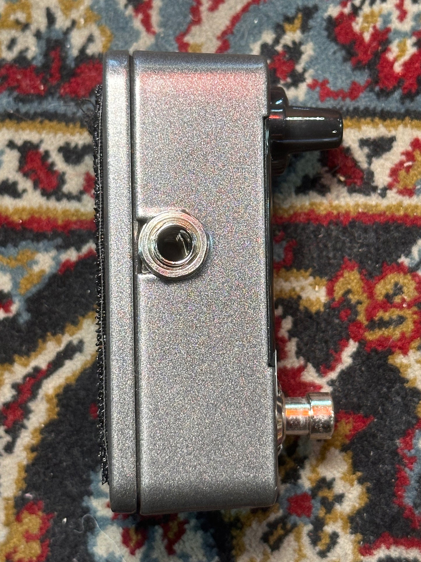 S/H Darkglass Electronics Element Headphone Amp and Cabinet Simulator Pedal