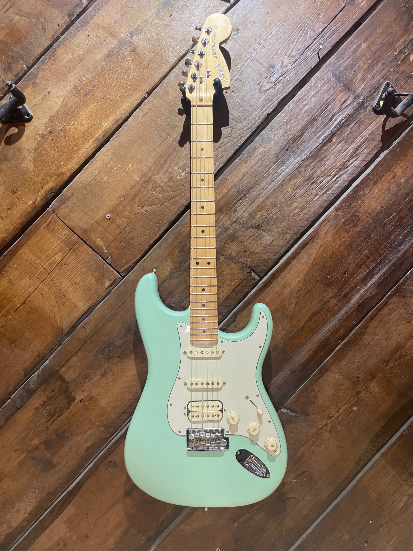 S/H 2022 Fender Performer Stratocaster HSS, Satin Surf Green