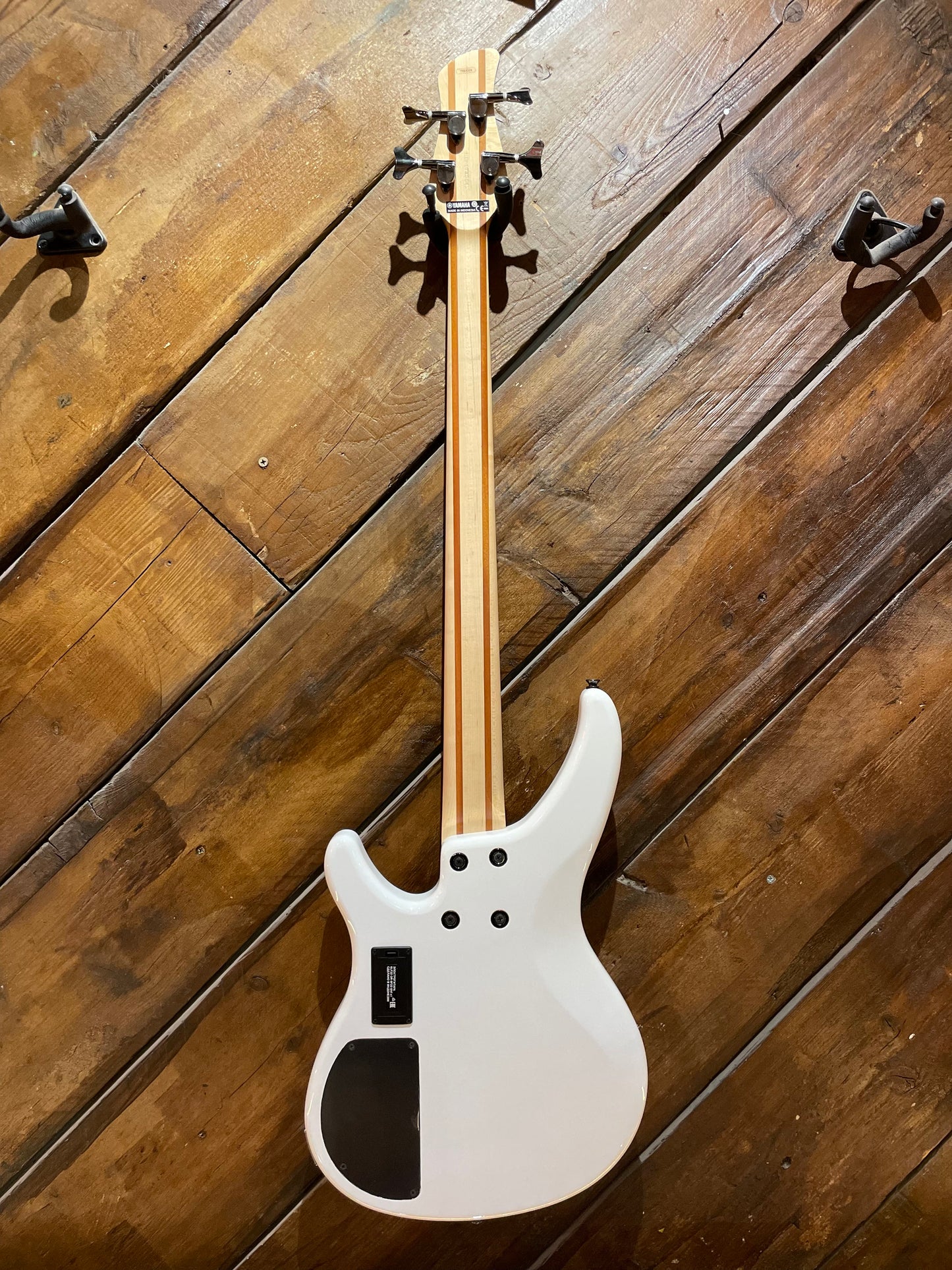 S/H Yamaha TRBX304 Electric Bass Guitar, White