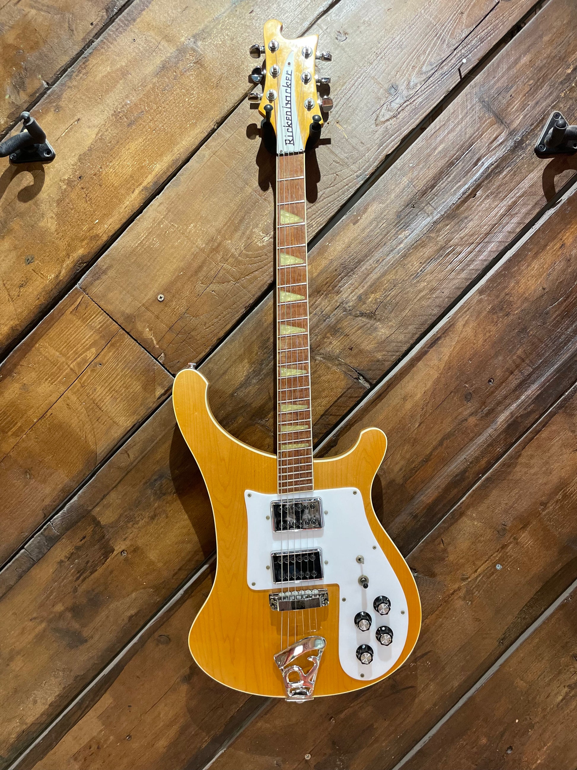S/H 1975 Rickenbacker 481 'Slant Fret' Electric Guitar, Mapleglo