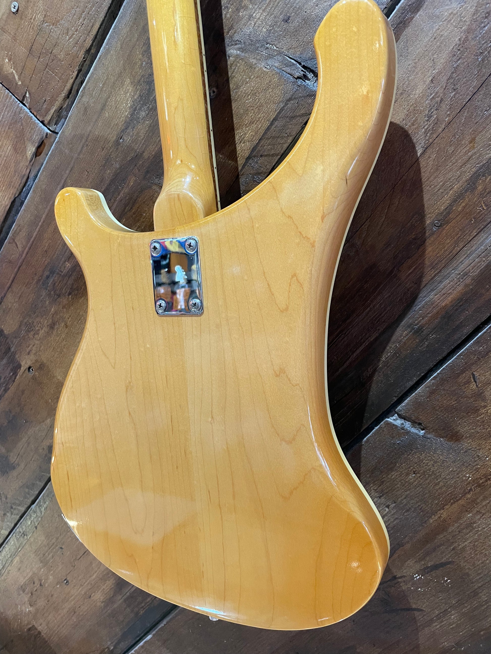 S/H 1975 Rickenbacker 481 'Slant Fret' Electric Guitar, Mapleglo