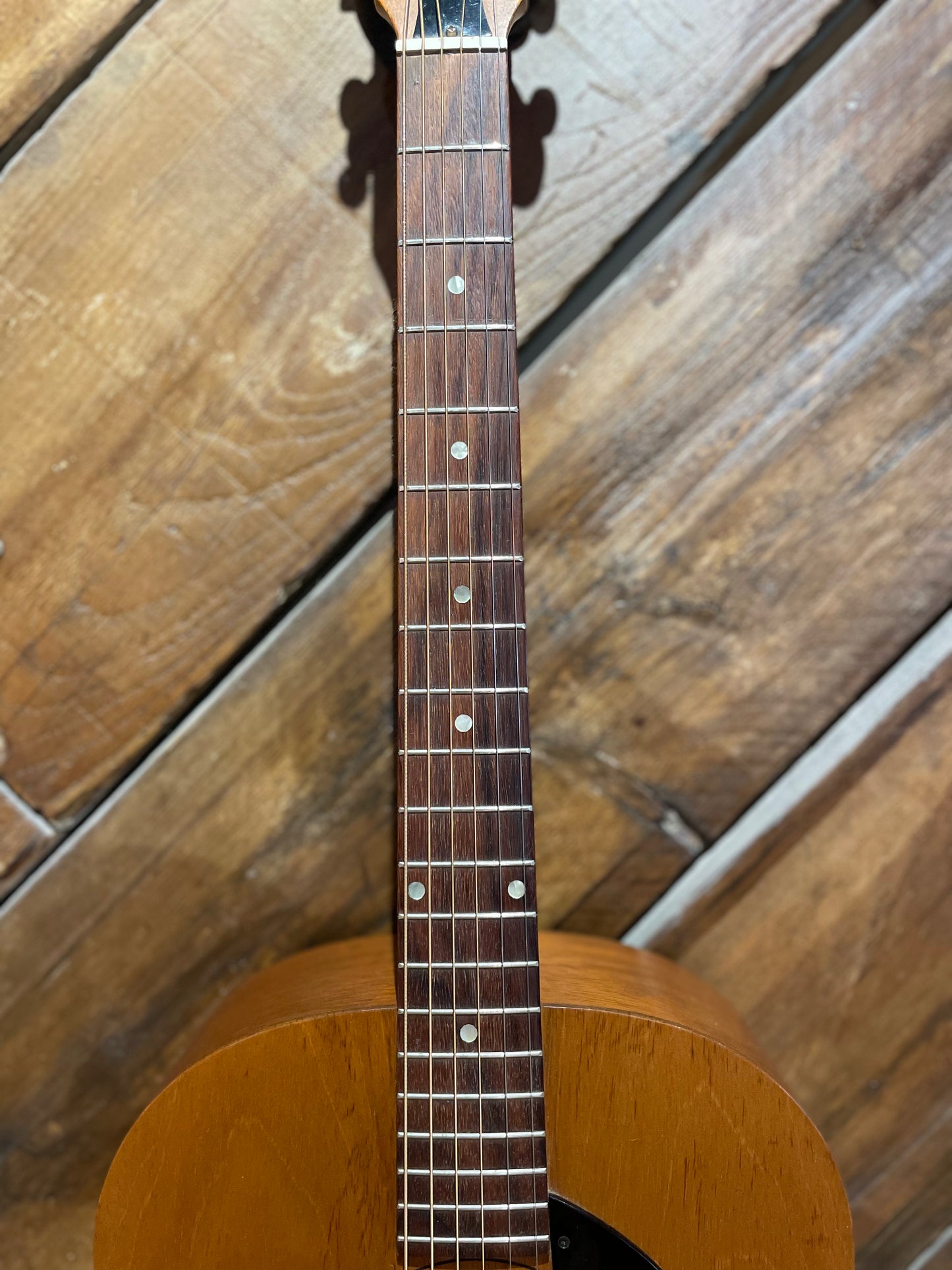S/H 1969 Gibson B-15 Parlor Acoustic Guitar, Natural