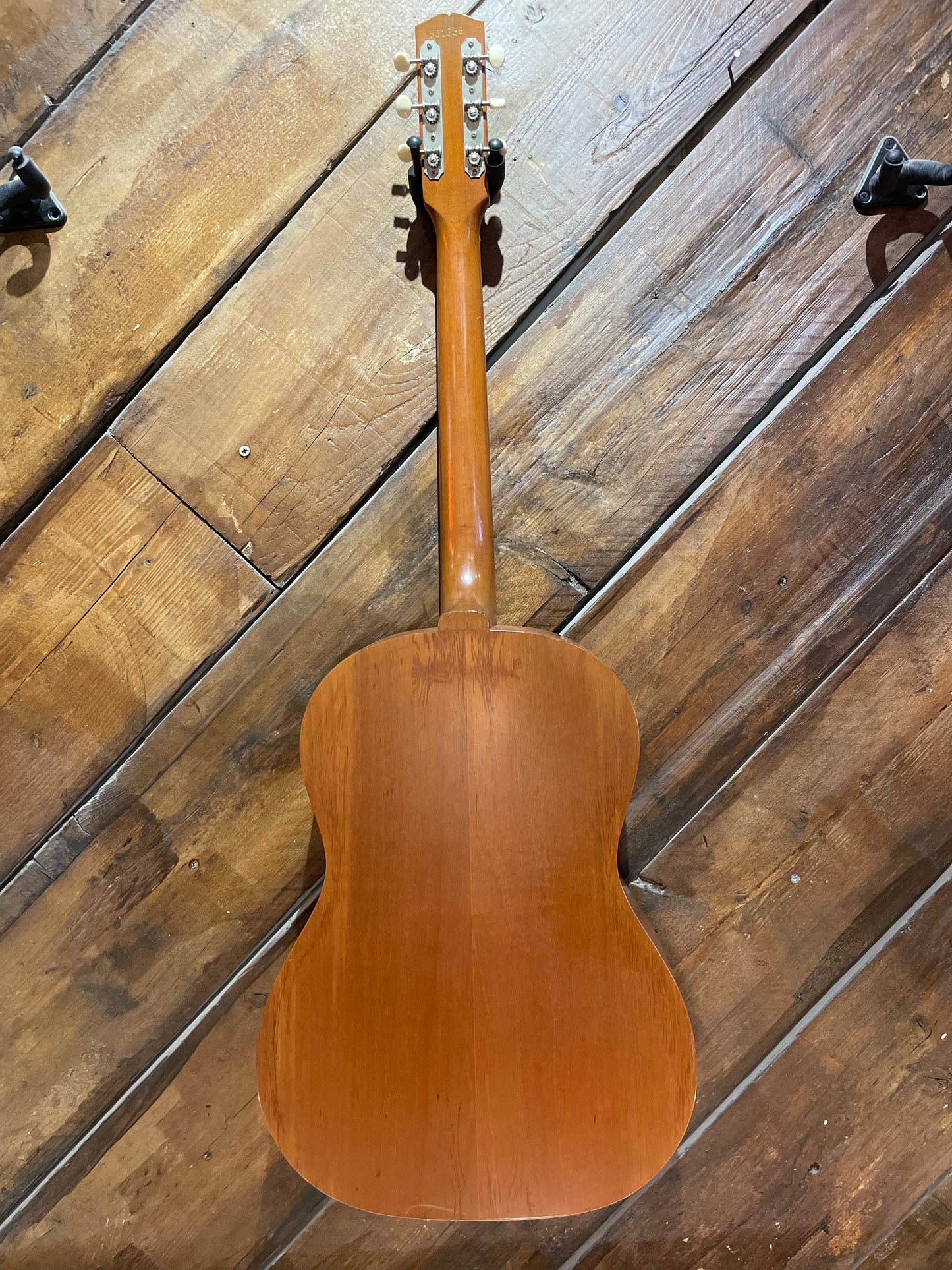 S/H 1969 Gibson B-15 Parlor Acoustic Guitar, Natural