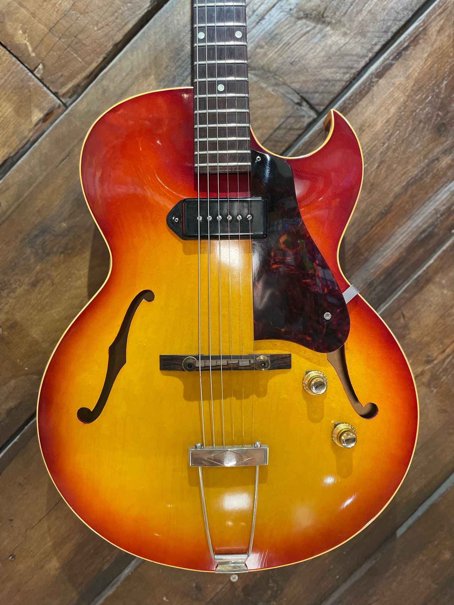 S/H 1962 Gibson ES-125TC, Cherry Sunburst