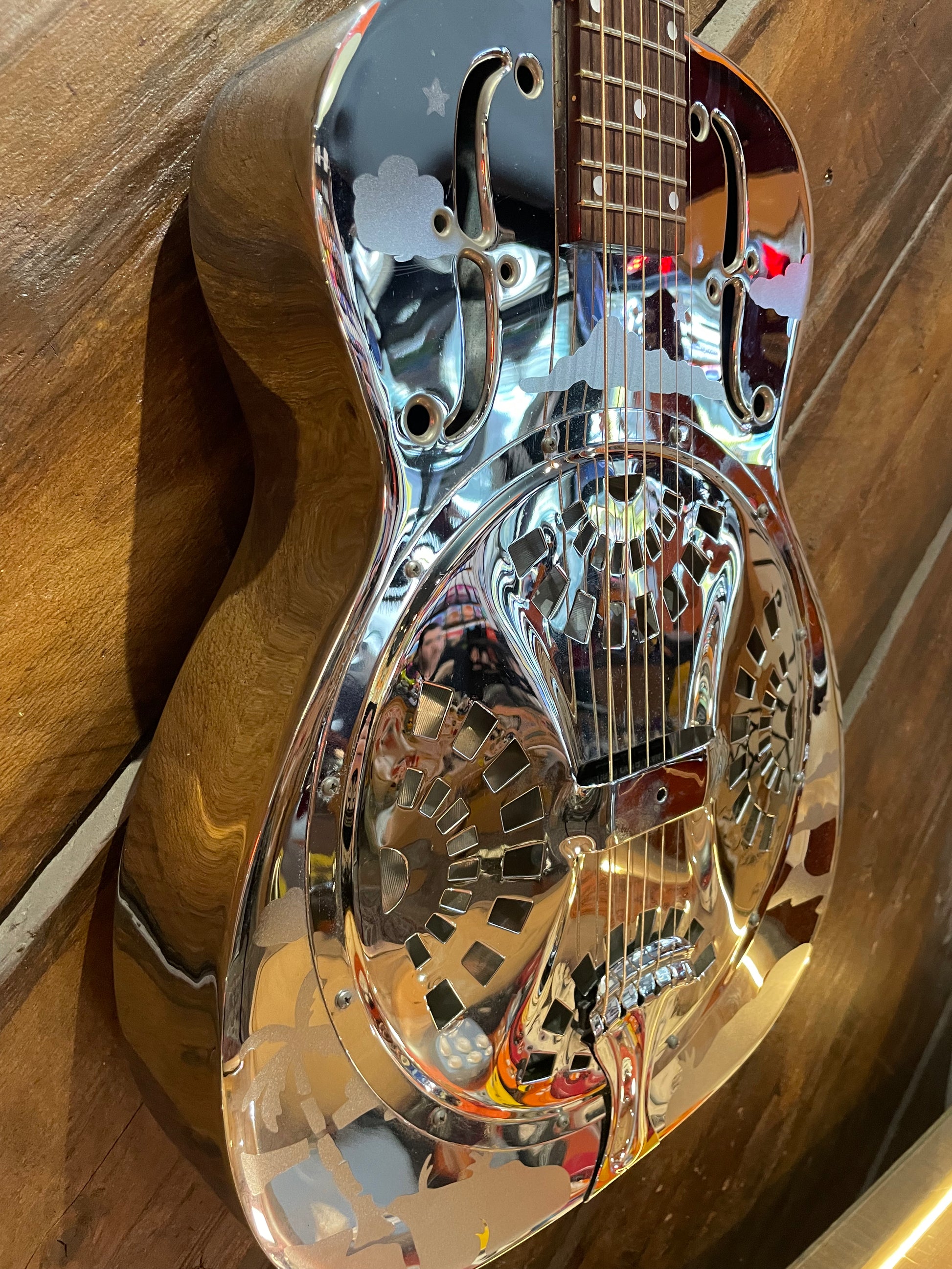 S/H 1991 Dobro Model 33H Resonator
