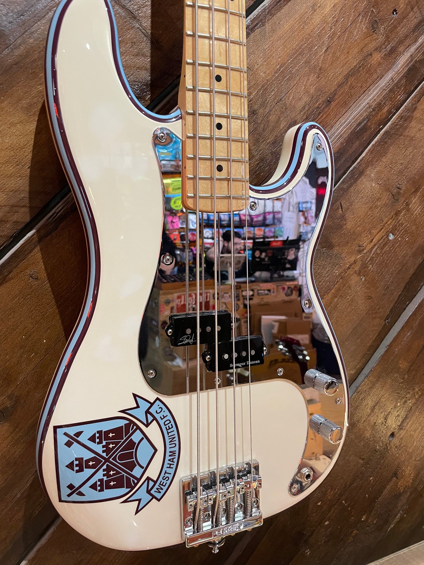 S/H 2022 Fender Steve Harris Signature Precision Bass, Olympic White
