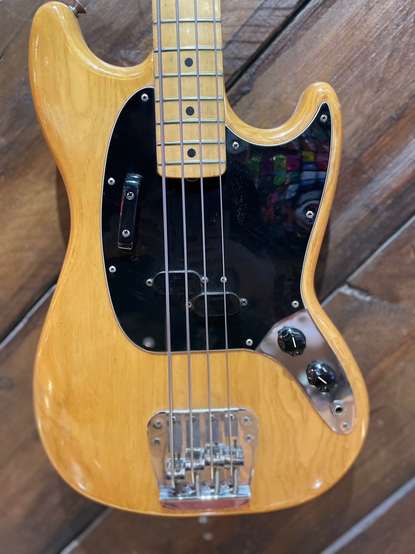 S/H 1977 Fender Mustang Bass, Natural