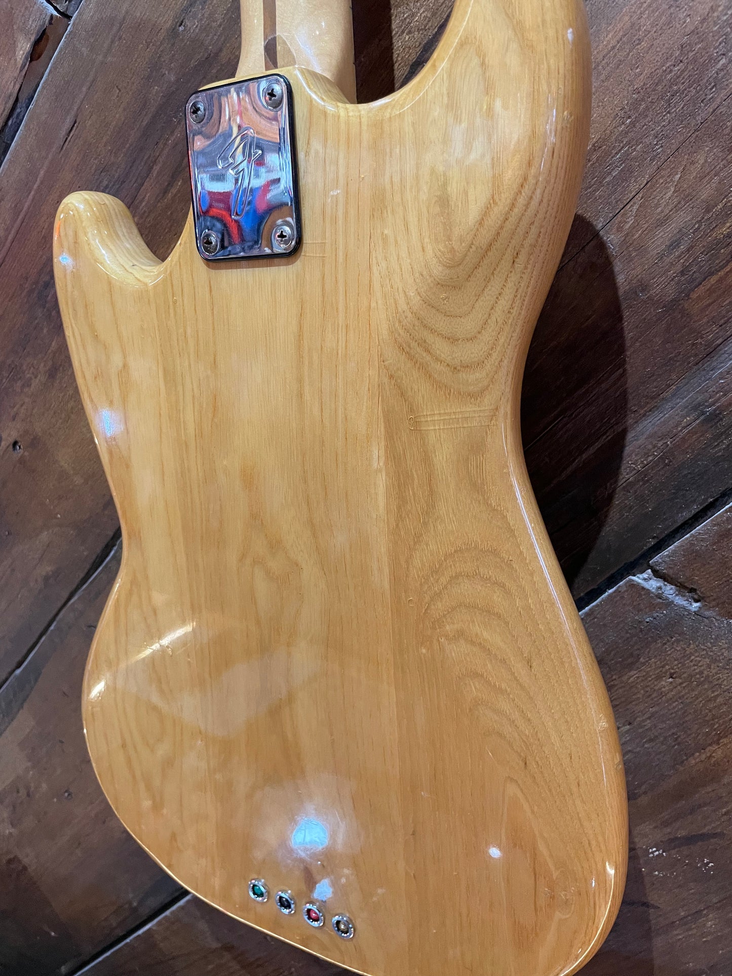 S/H 1977 Fender Mustang Bass, Natural