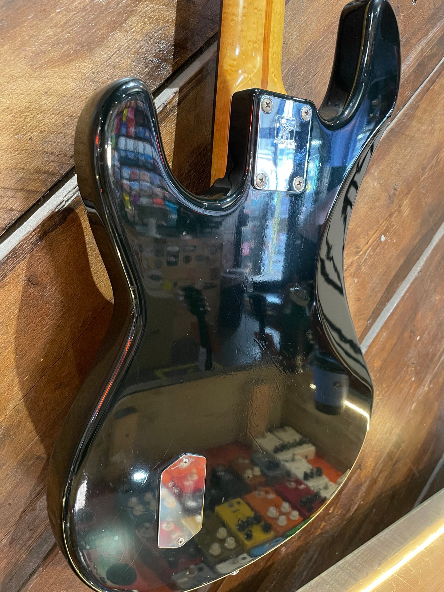 S/H 1988 Music Man Sabre Bass, Black