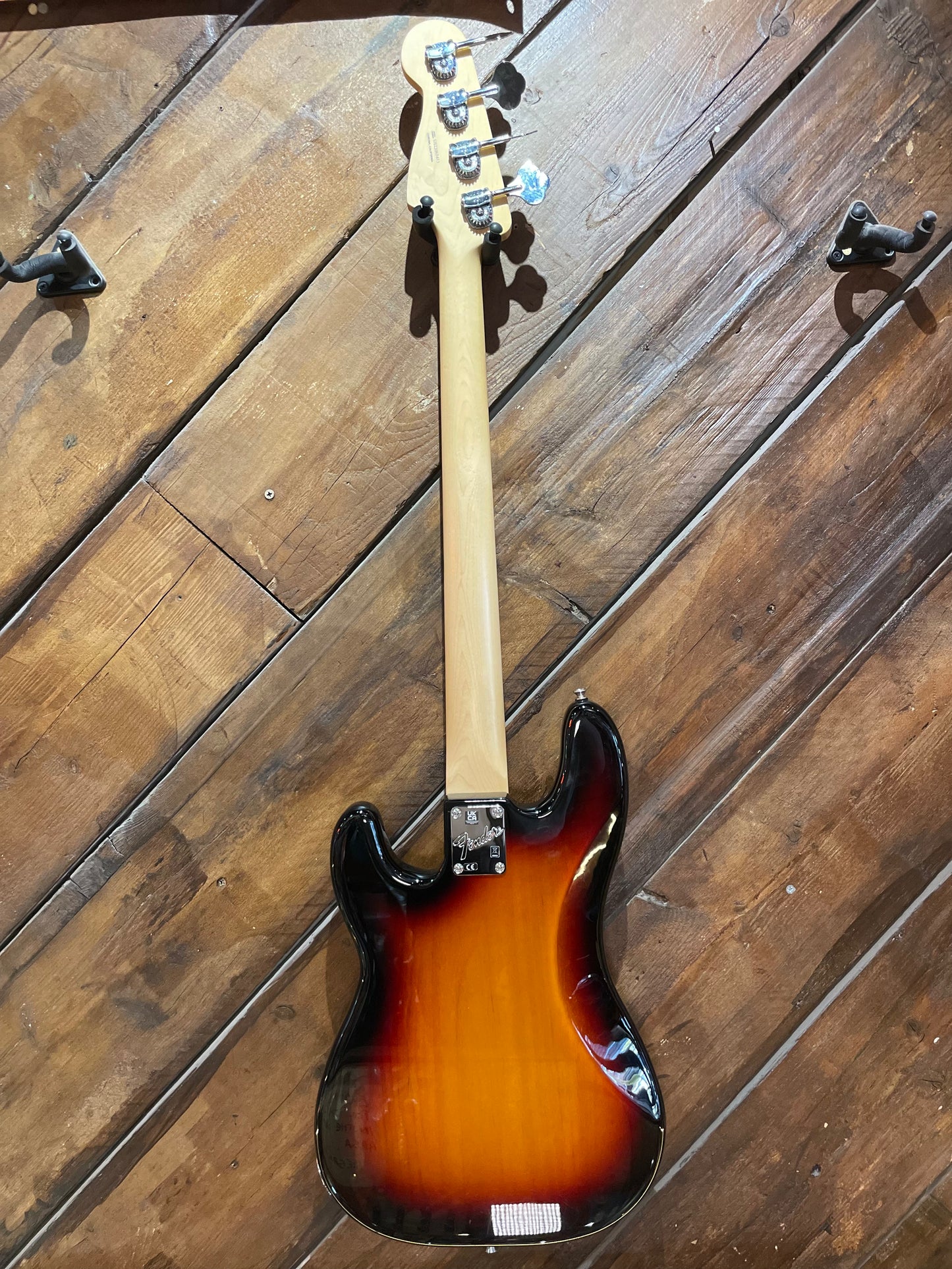 S/H Fender Performer PJ Precision Bass, Three Tone Sunburst
