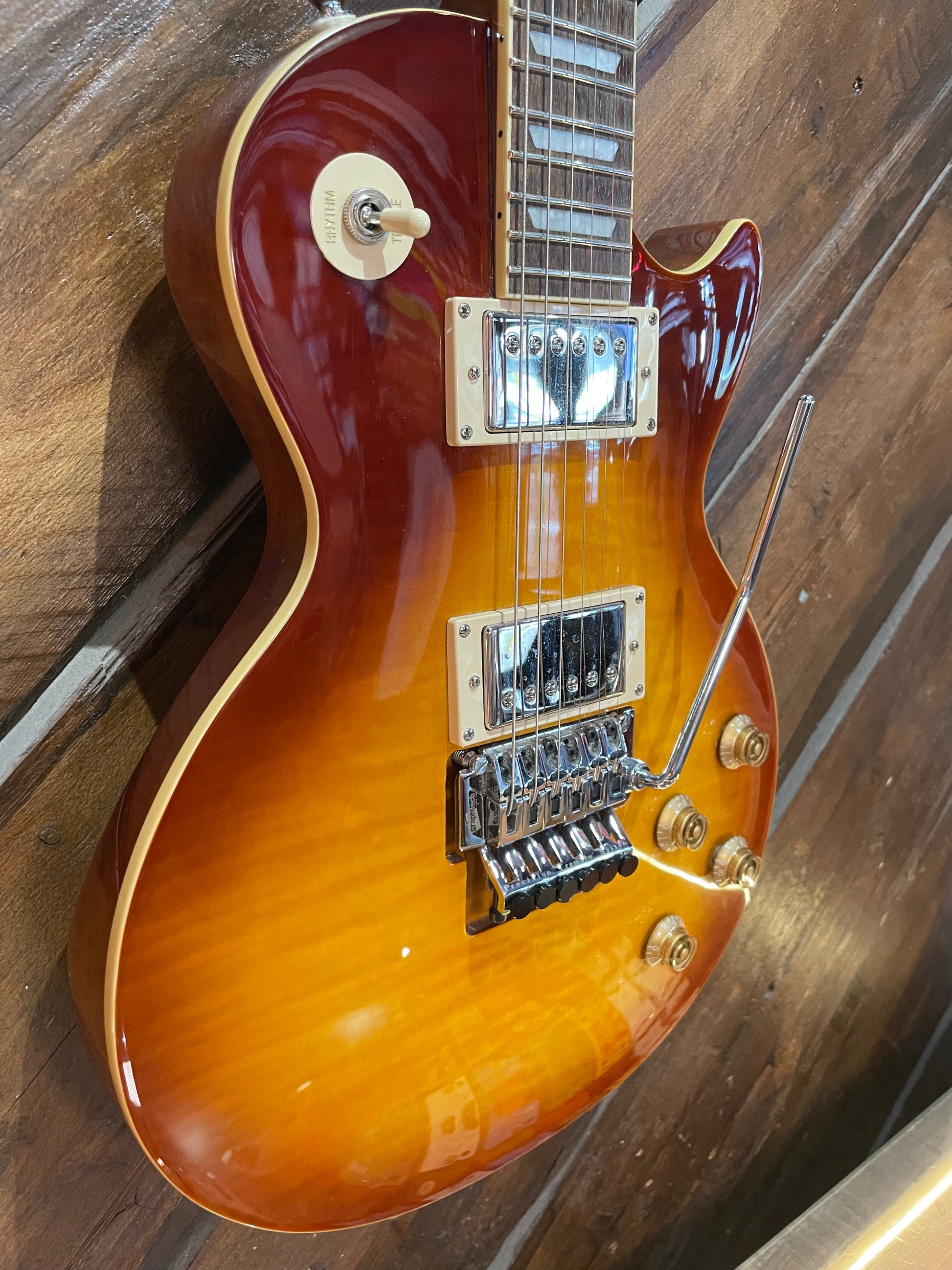 S/H 2021 Epiphone Alex Lifeson Signature Les Paul Standard Axcess, Viceroy Brown