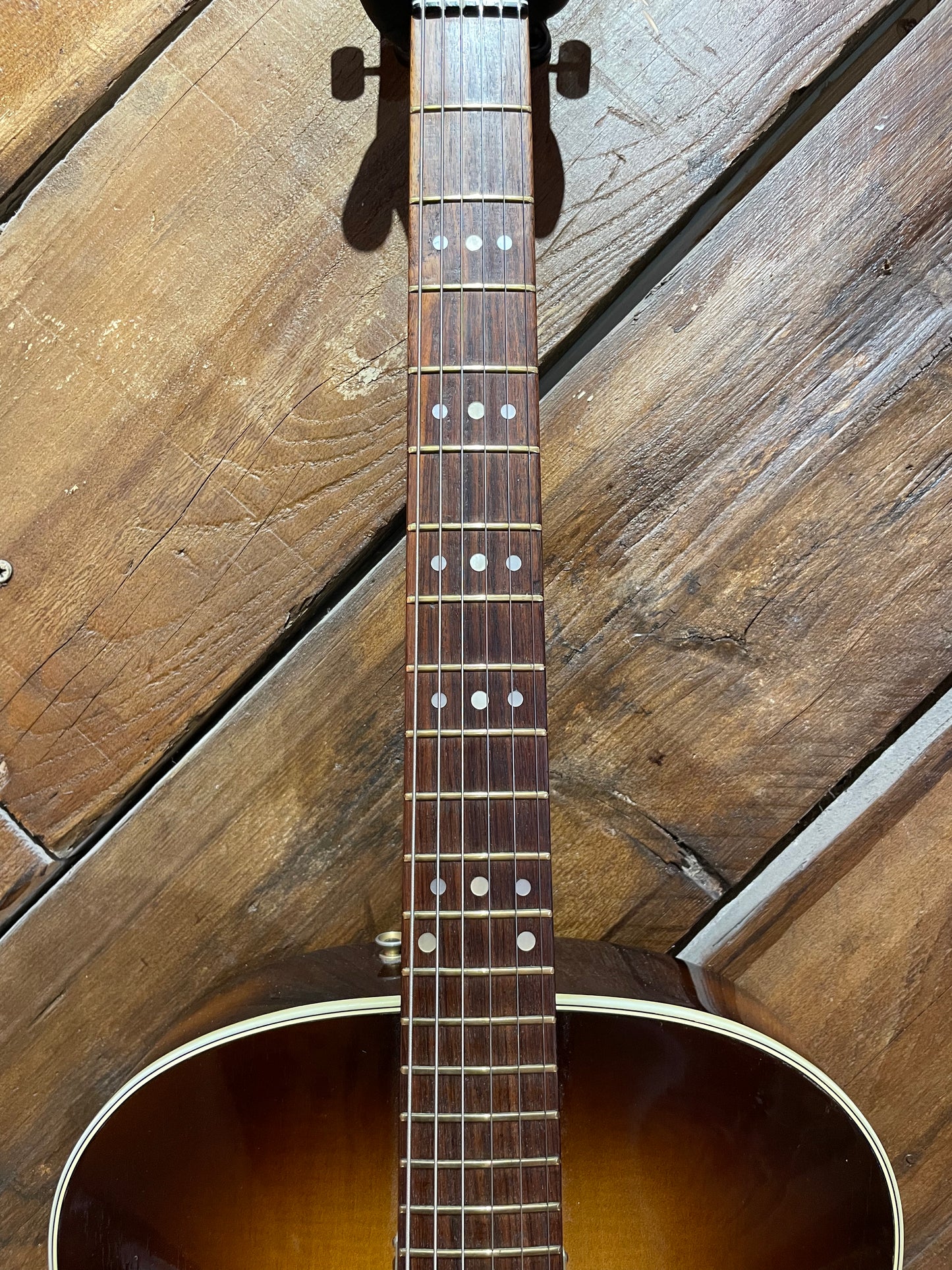 S/H 1960s Hofner Congress with Hofner Pickup, Sunburst