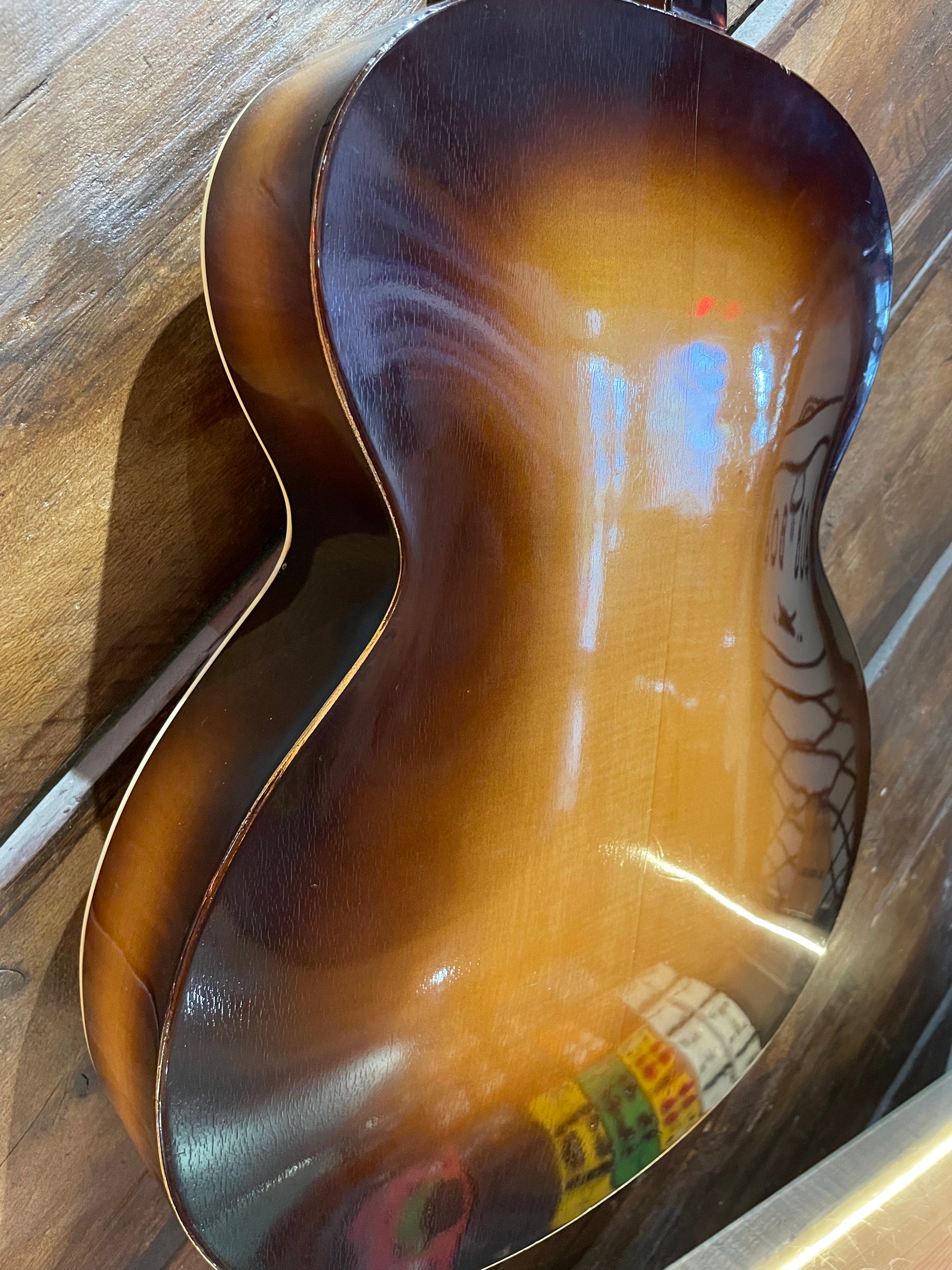 S/H 1960s Hofner Congress with Hofner Pickup, Sunburst