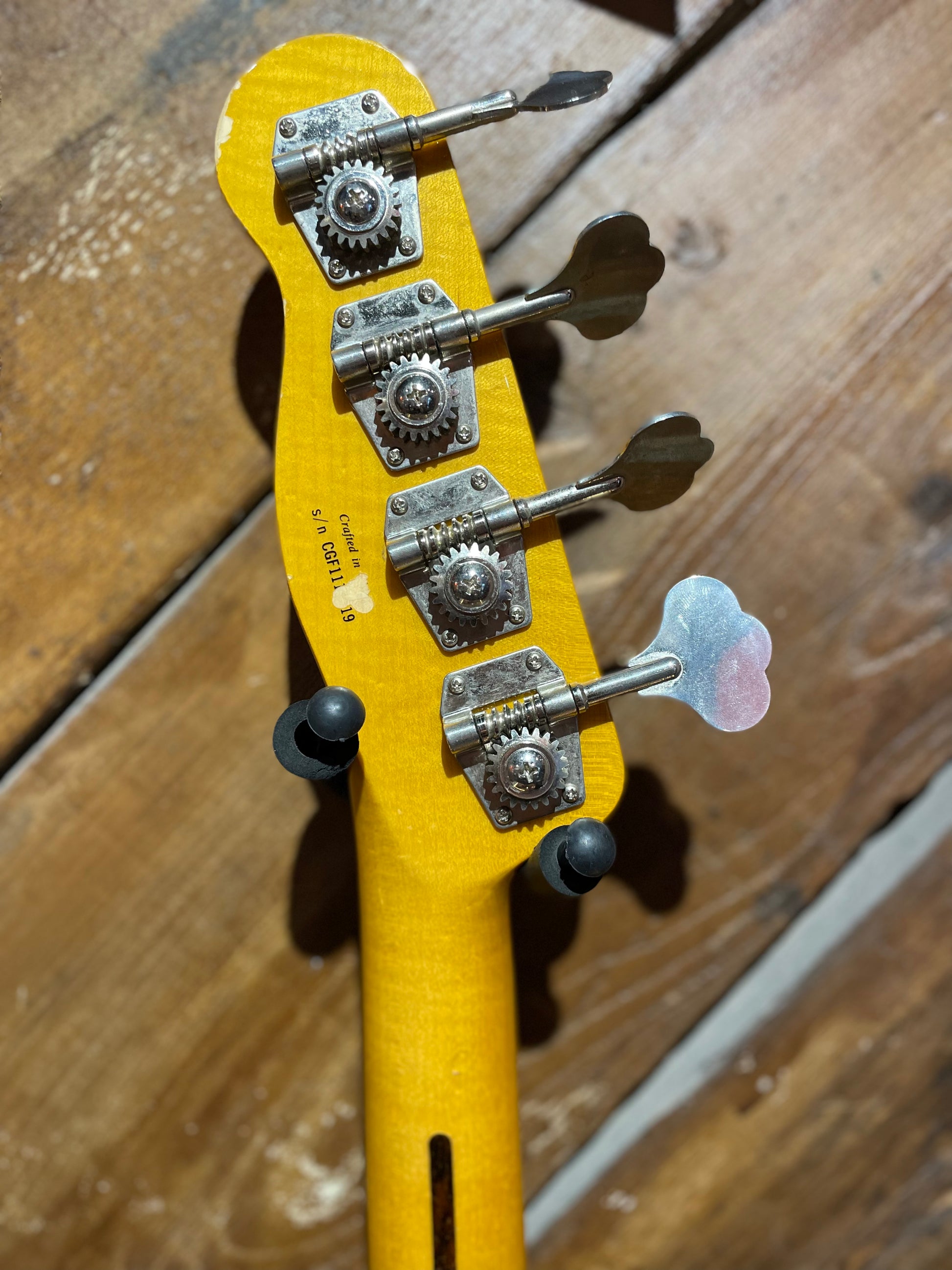 S/H 2011 Fender Modern Player Telecaster Bass HH, Sunburst