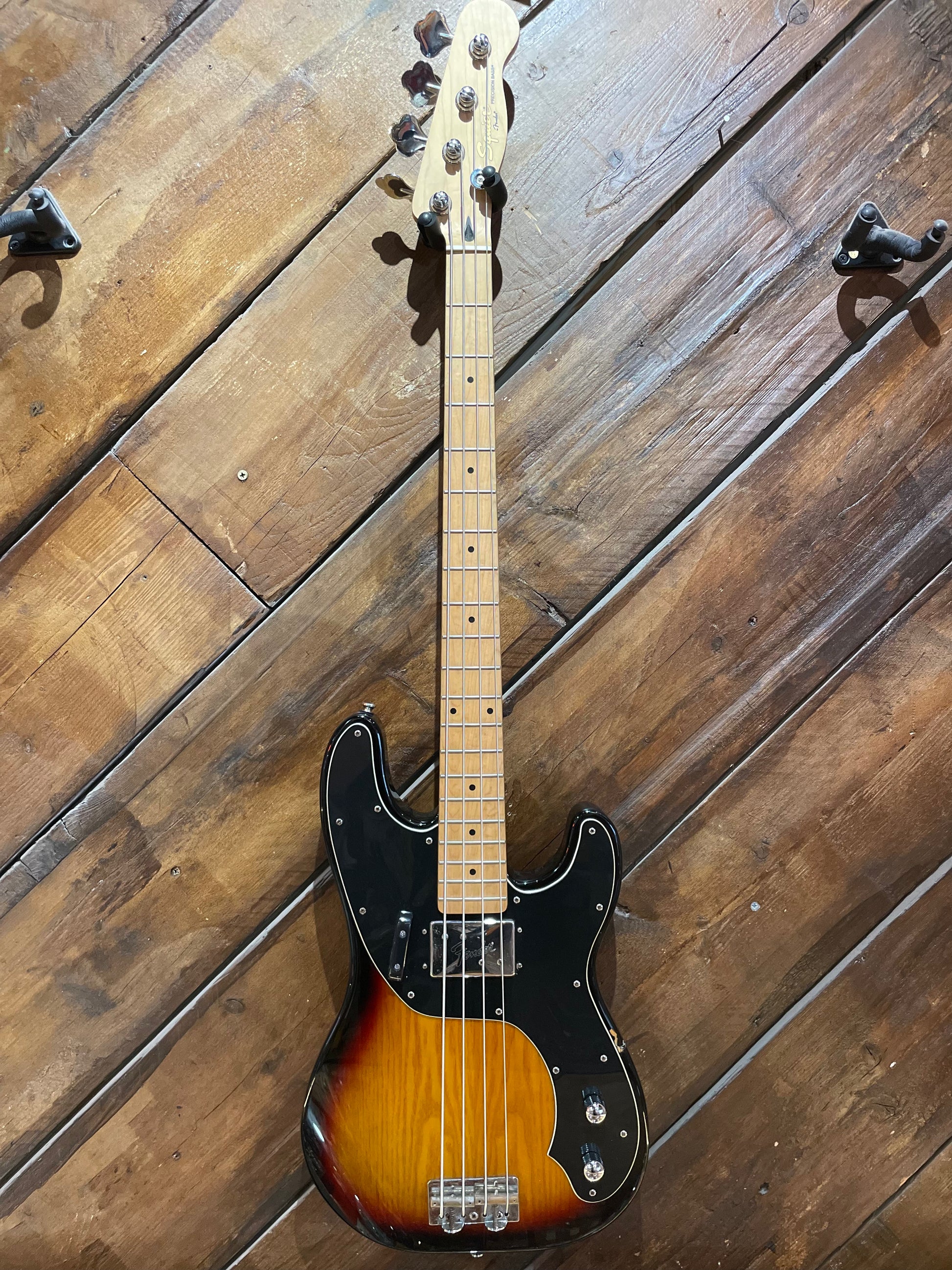 S/H 2008 Squier Classic Vibe Telecaster Bass, Sunburst