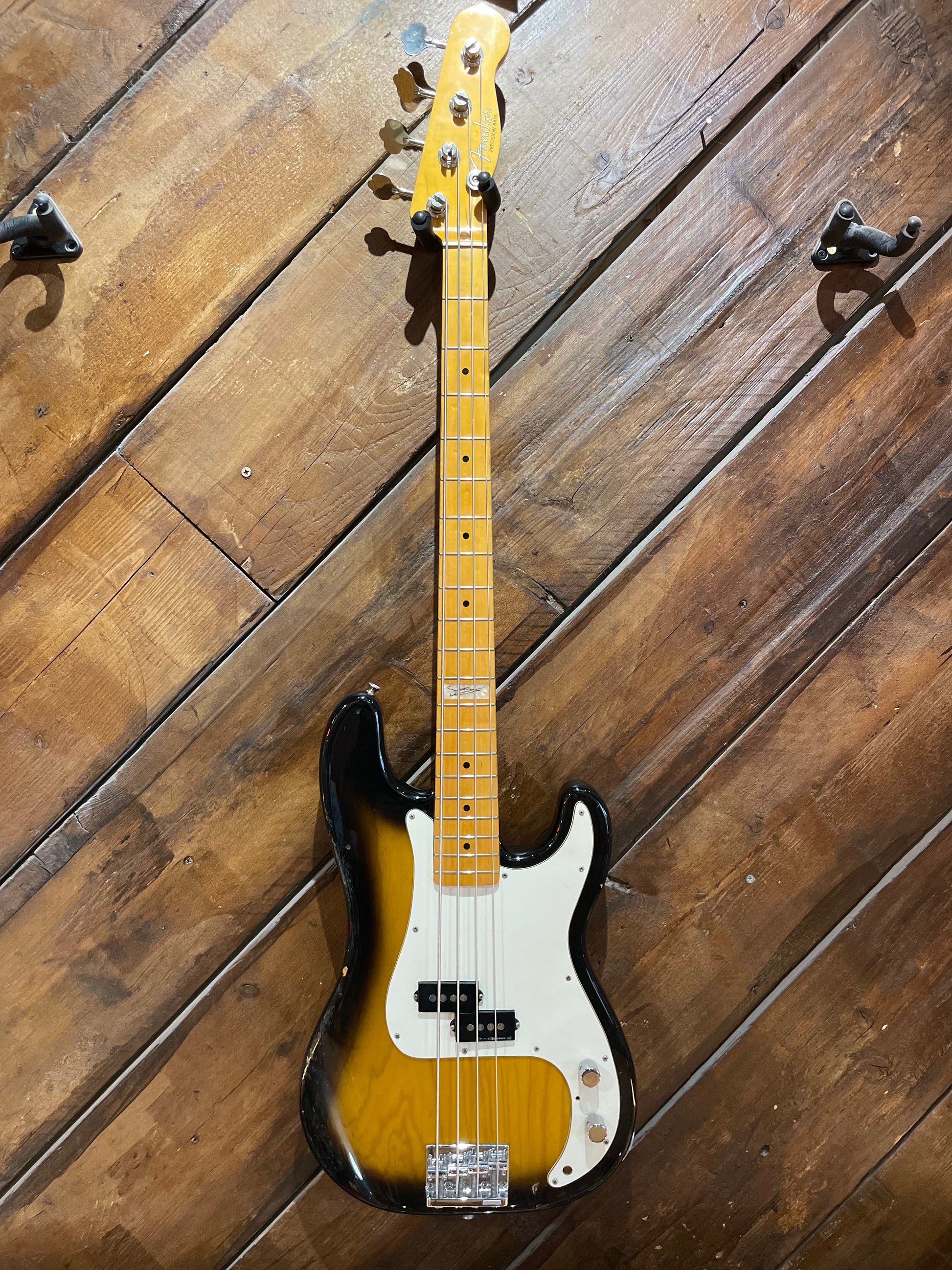 S/H 2002 Fender CIJ Sting Signature '57 Precision Bass, Two Tone Sunburst
