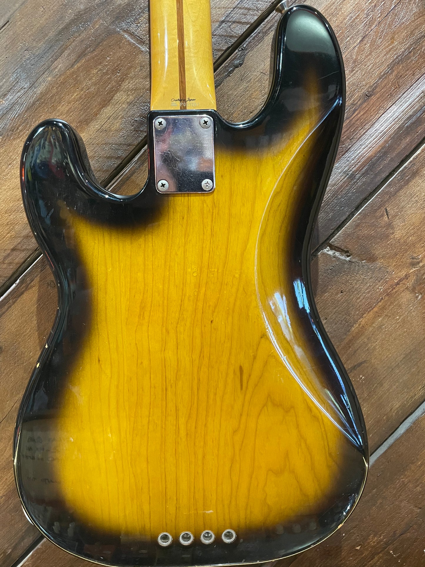 S/H 2002 Fender CIJ Sting Signature '57 Precision Bass, Two Tone Sunburst