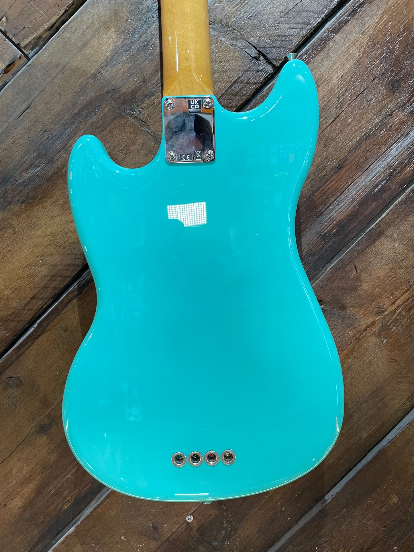 S/H 2022 Fender Vintera 60s Mustang Bass, Sea Foam Green