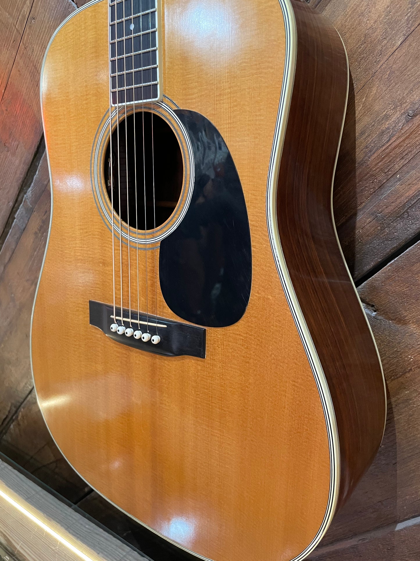 S/H 1975 Martin D-35 Dreadnought Acoustic Guitar with L.R. Baggs Anthem, Natural