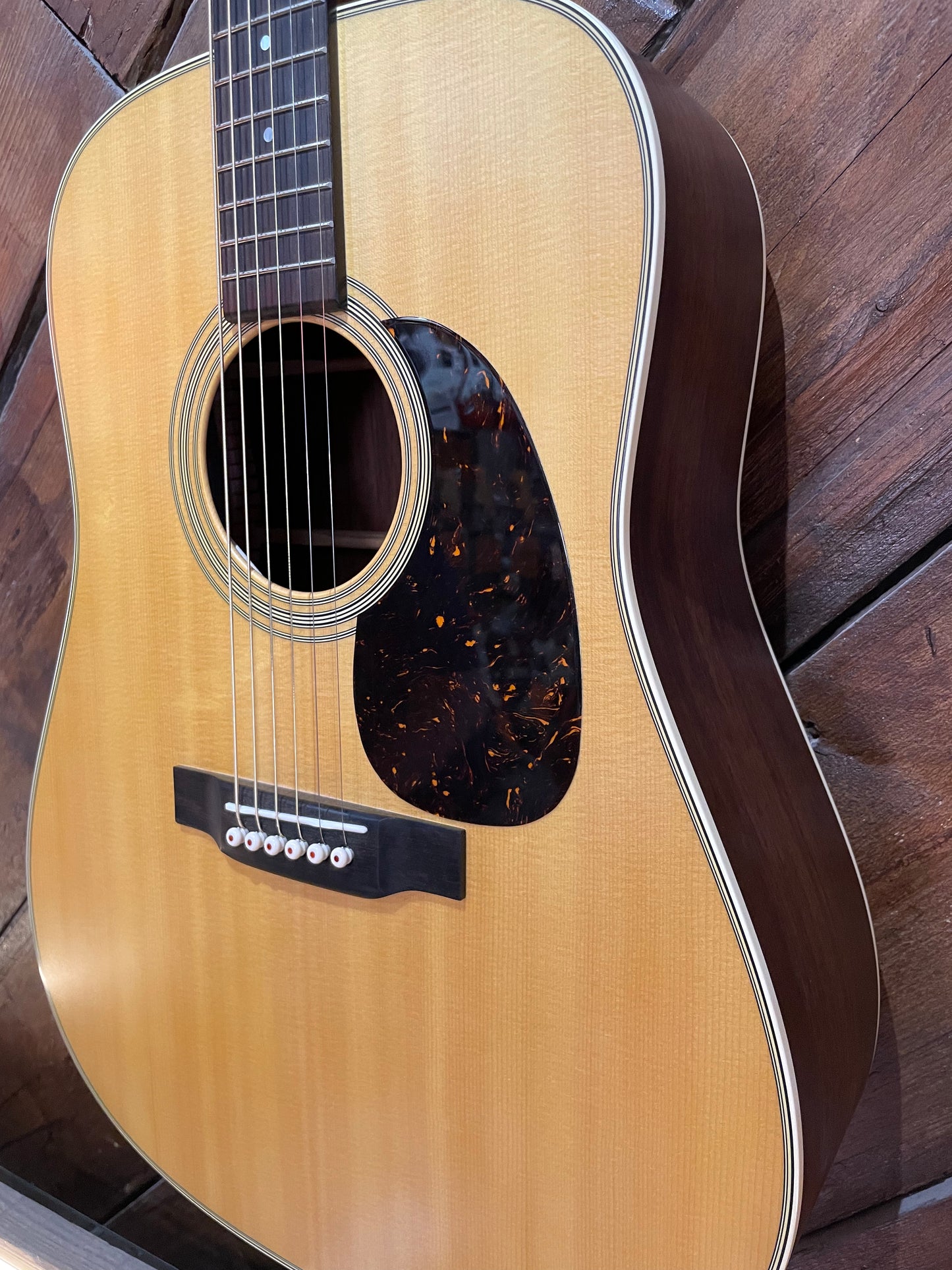 S/H 2022 Martin D-28 Satin Dreadnought Acoustic Guitar, Natural