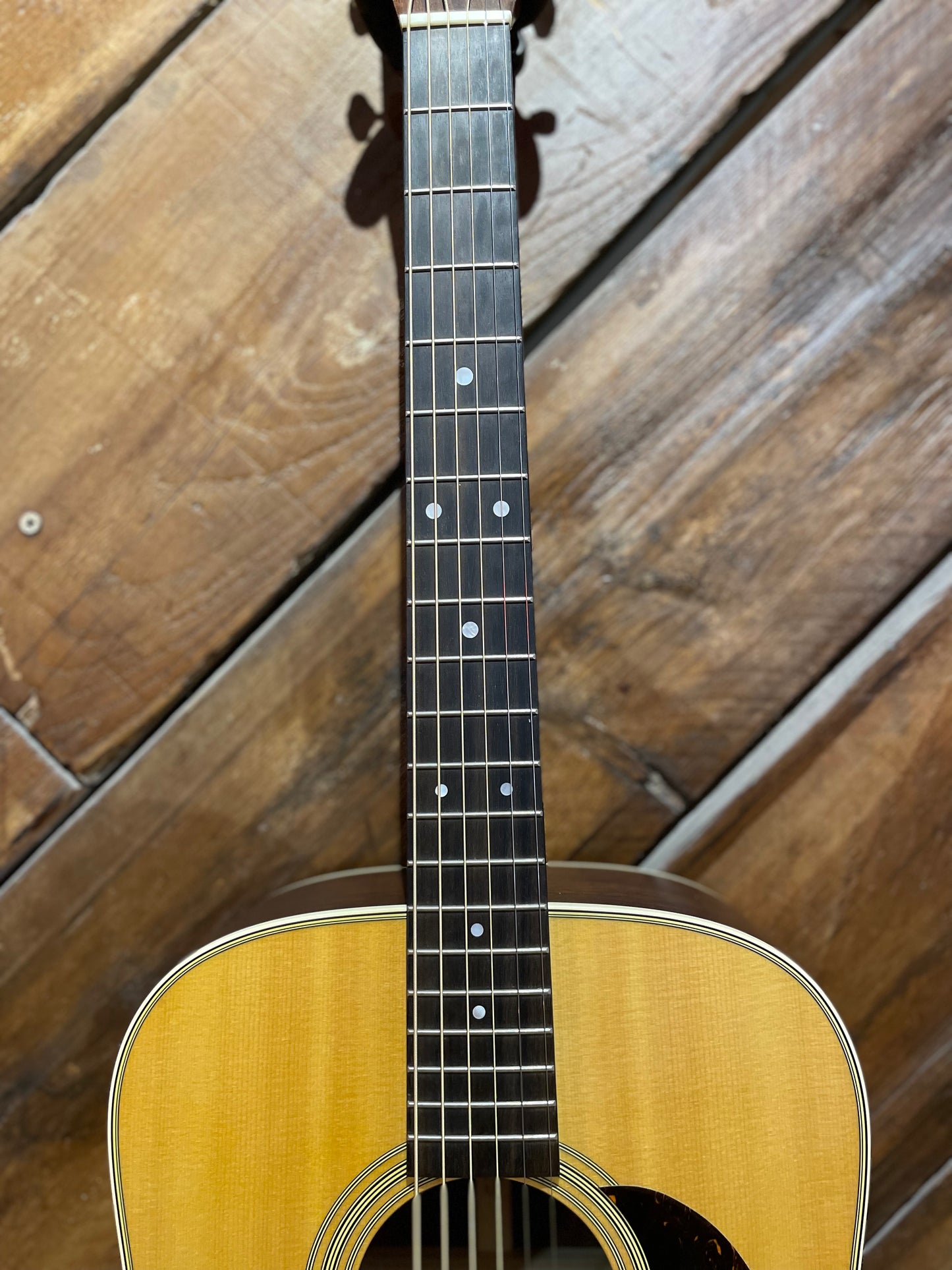 S/H 2022 Martin D-28 Satin Dreadnought Acoustic Guitar, Natural