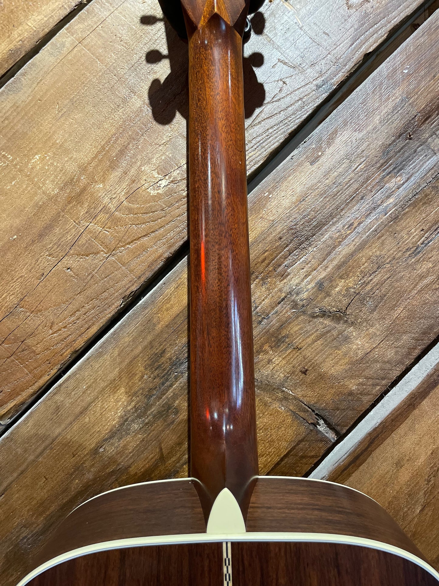 S/H 2022 Martin D-28 Satin Dreadnought Acoustic Guitar, Natural