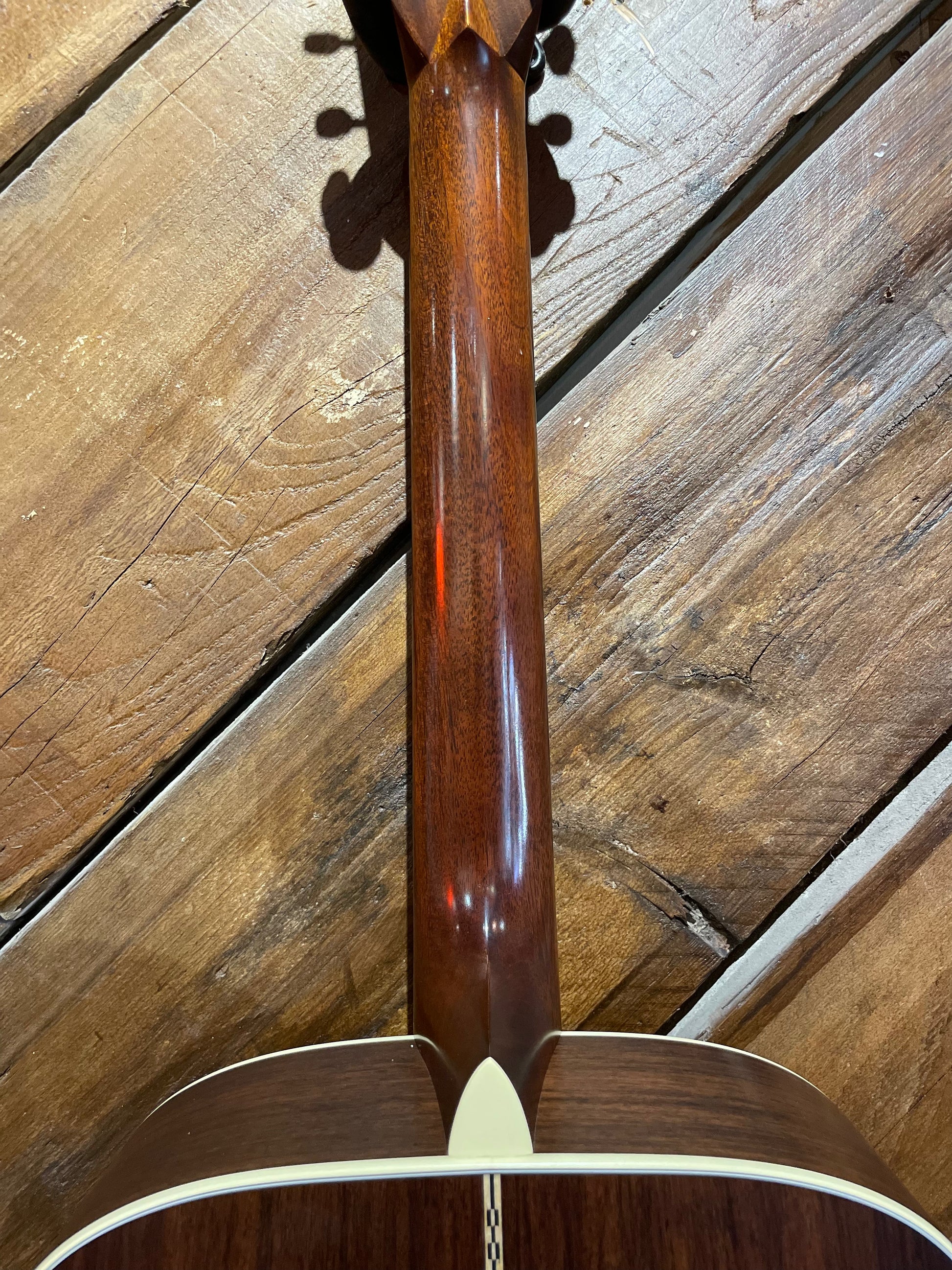 S/H 2022 Martin D-28 Satin Dreadnought Acoustic Guitar, Natural