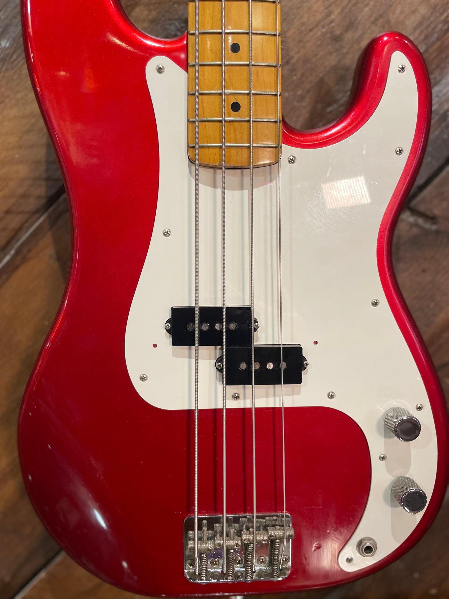 S/H 1989 Fender MIJ PB-57 '57 Reissue Precision Bass, Candy Apple Red