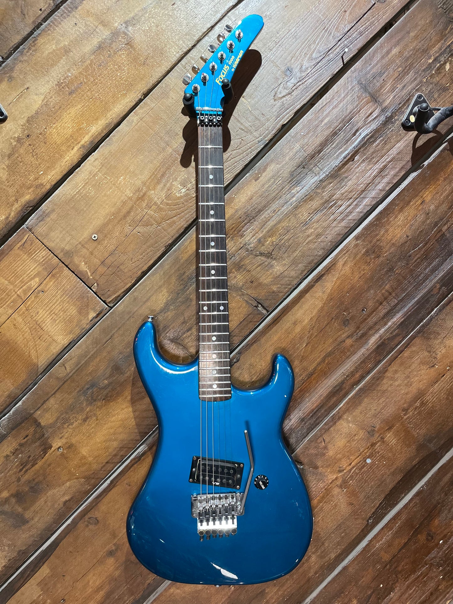 S/H 1985 Kramer MIJ Focus 1000 Electric Guitar, Metallic Blue